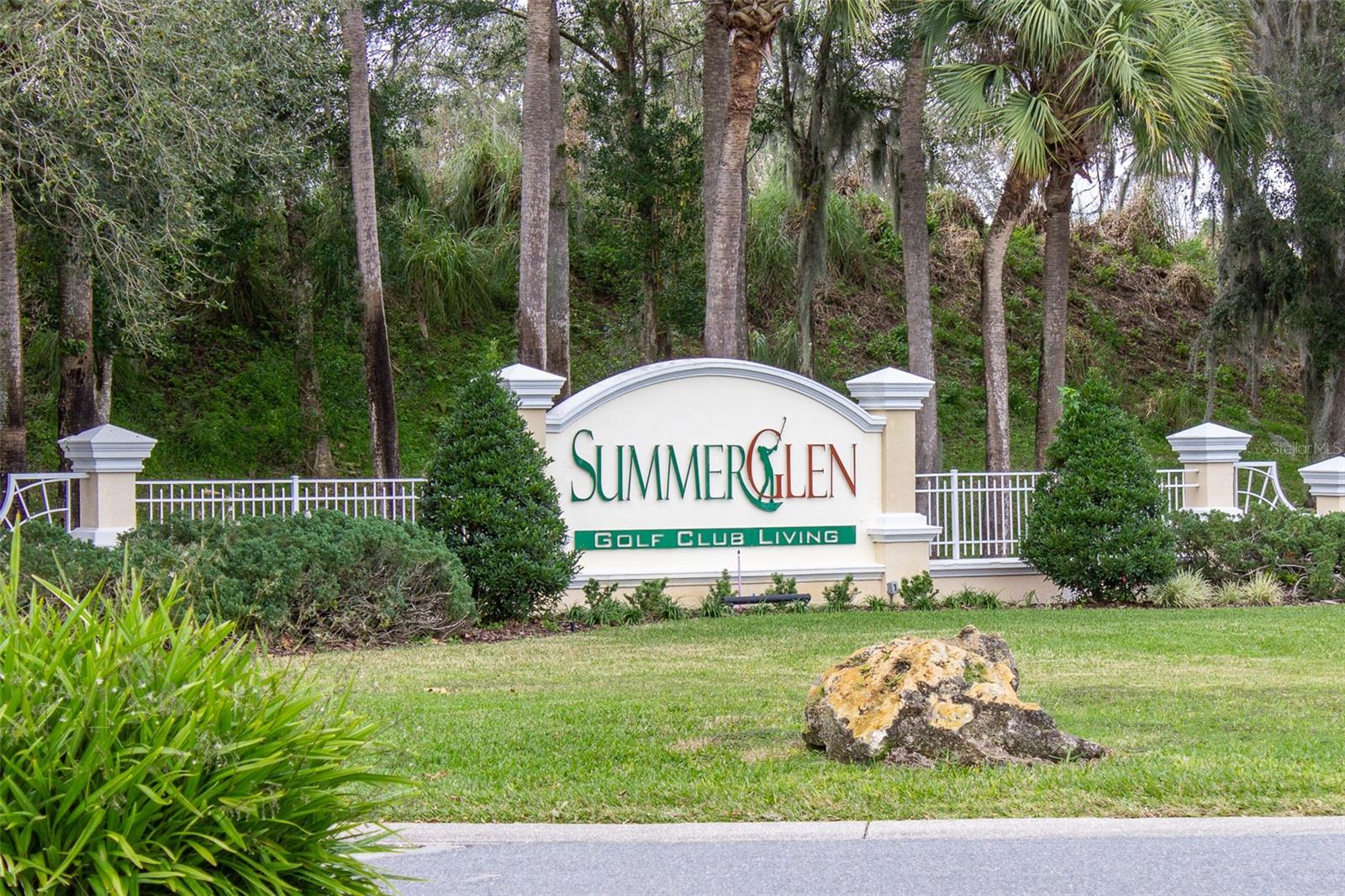 SUMMERGLEN - Residential