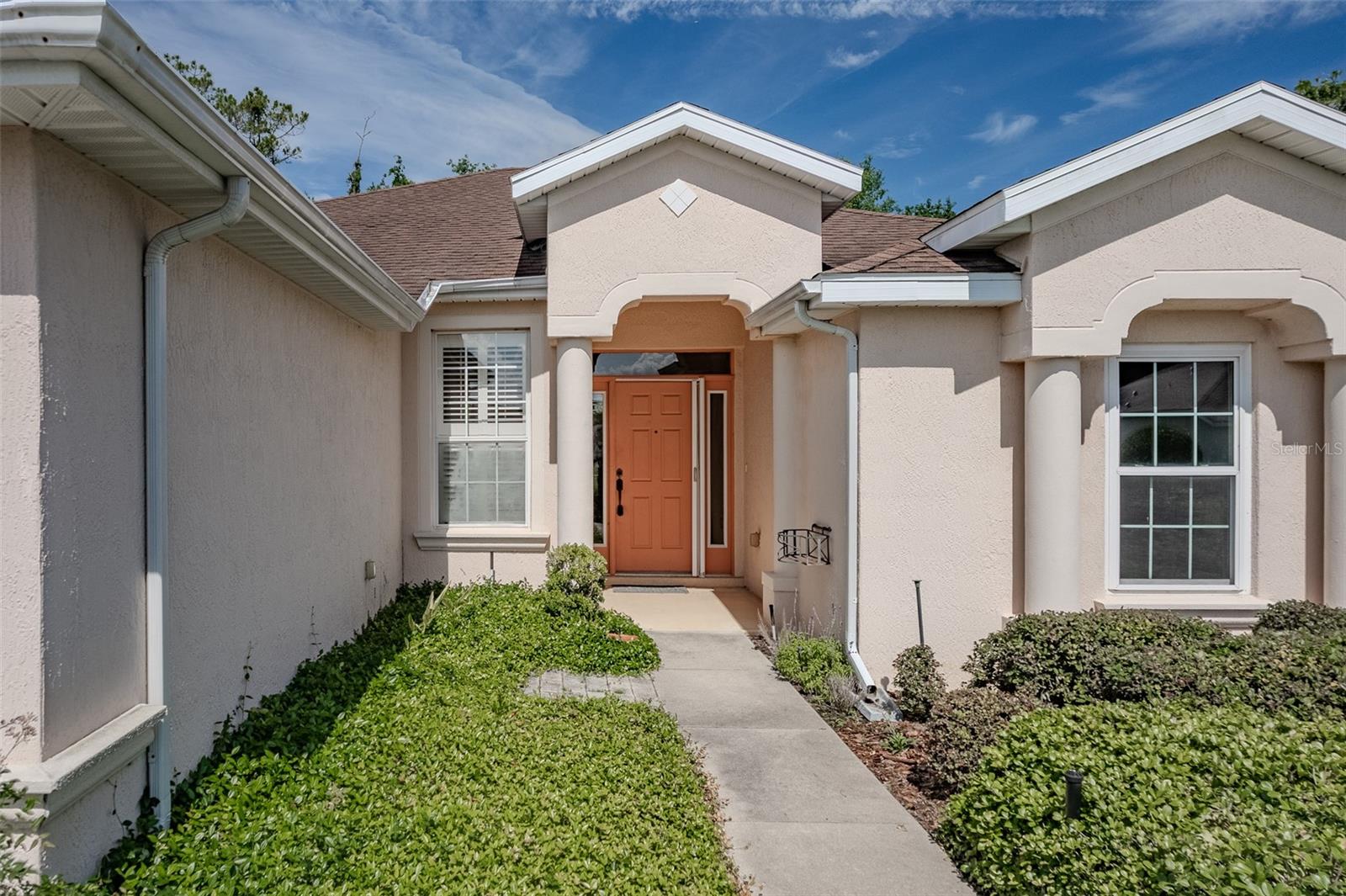 SUMMERGLEN - Residential