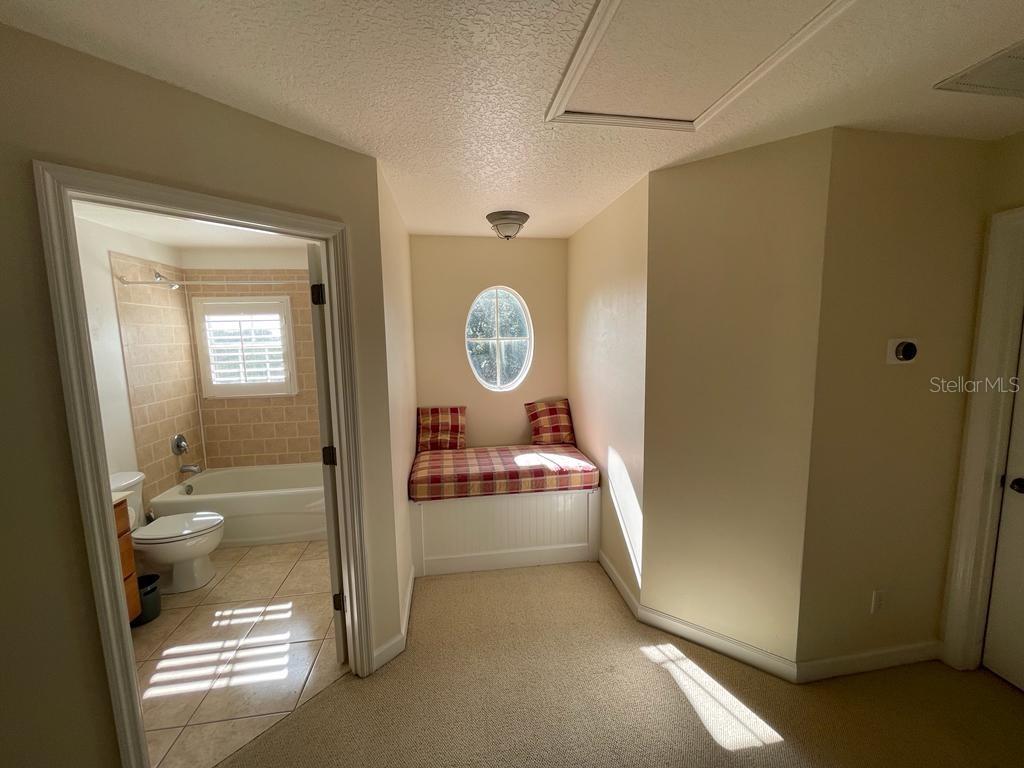 LAKE VALLEY SUB - Residential Lease