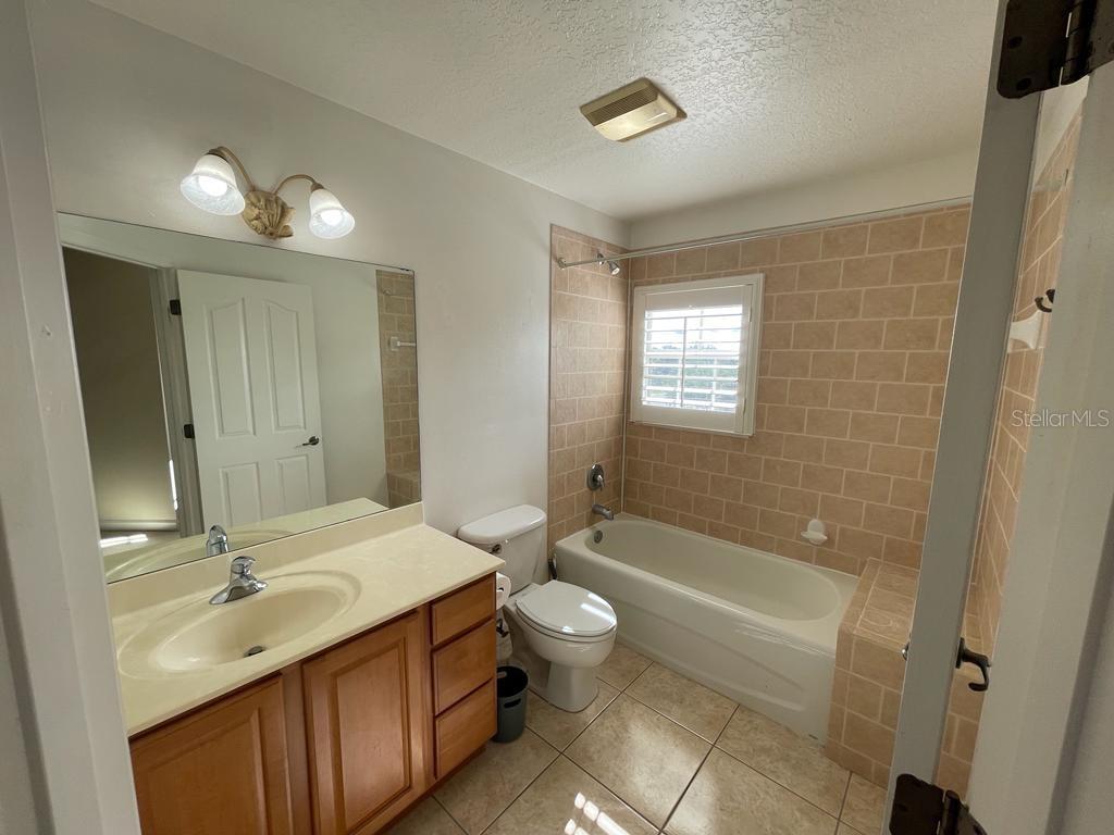 LAKE VALLEY SUB - Residential Lease