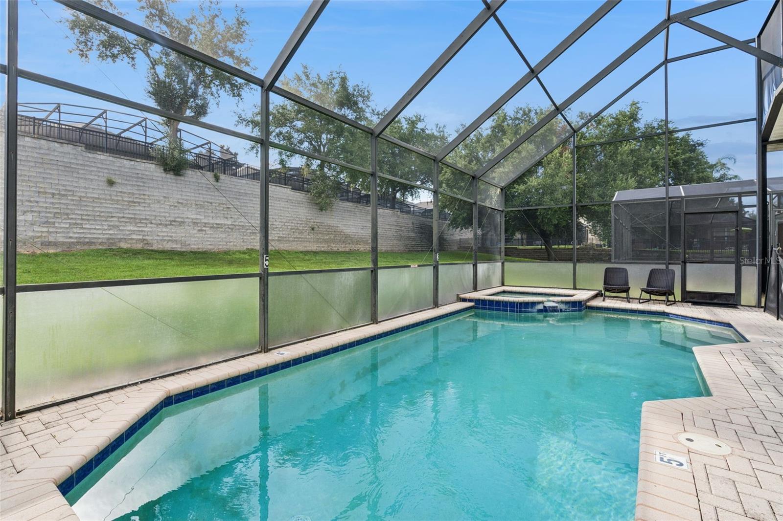 WINDSOR HILLS - Residential