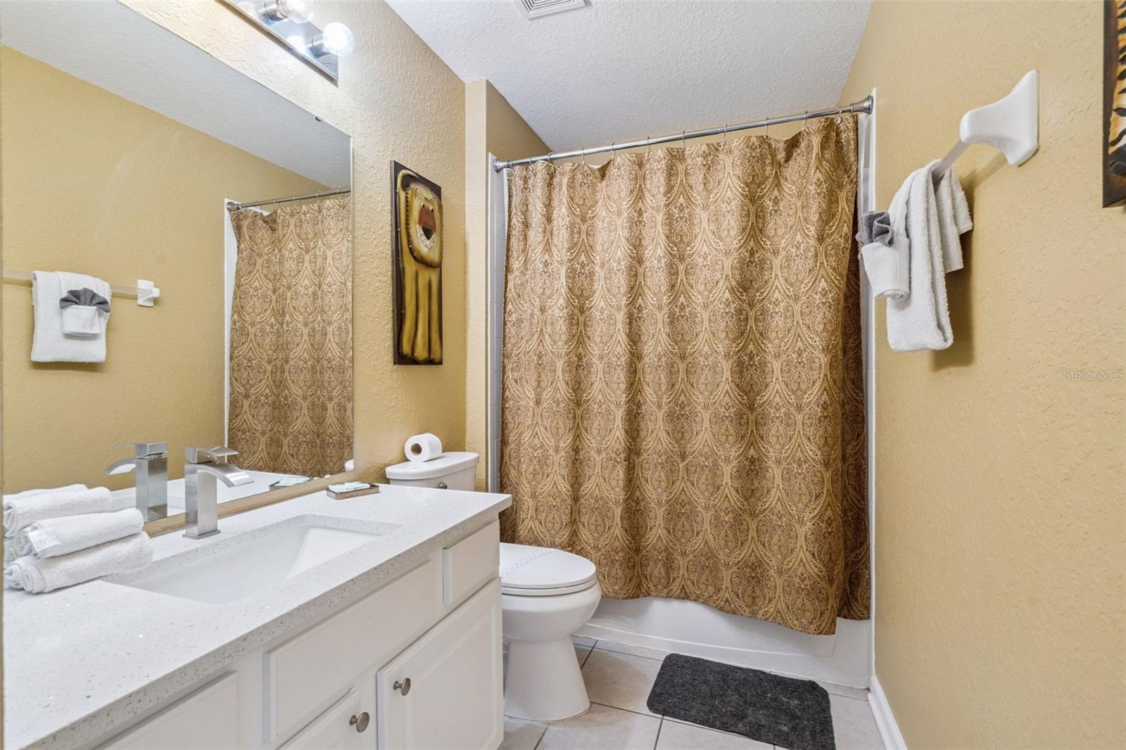 WINDSOR HILLS - Residential