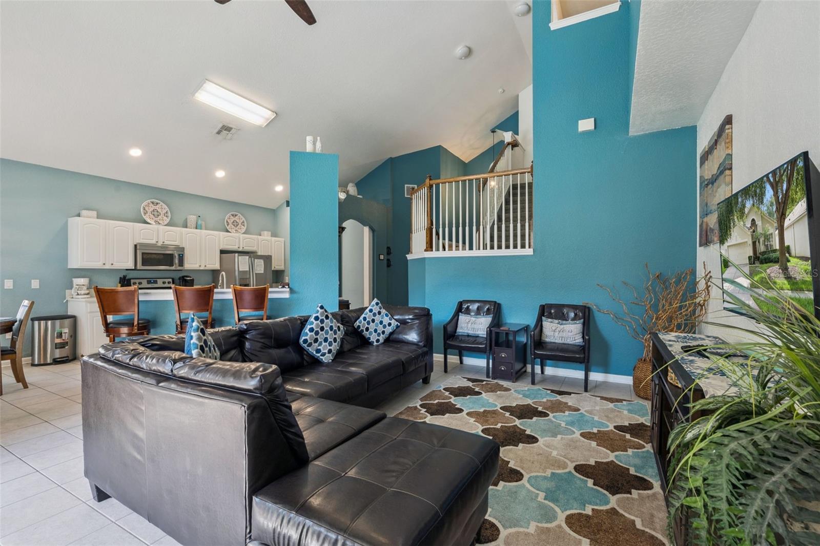 WINDSOR HILLS - Residential