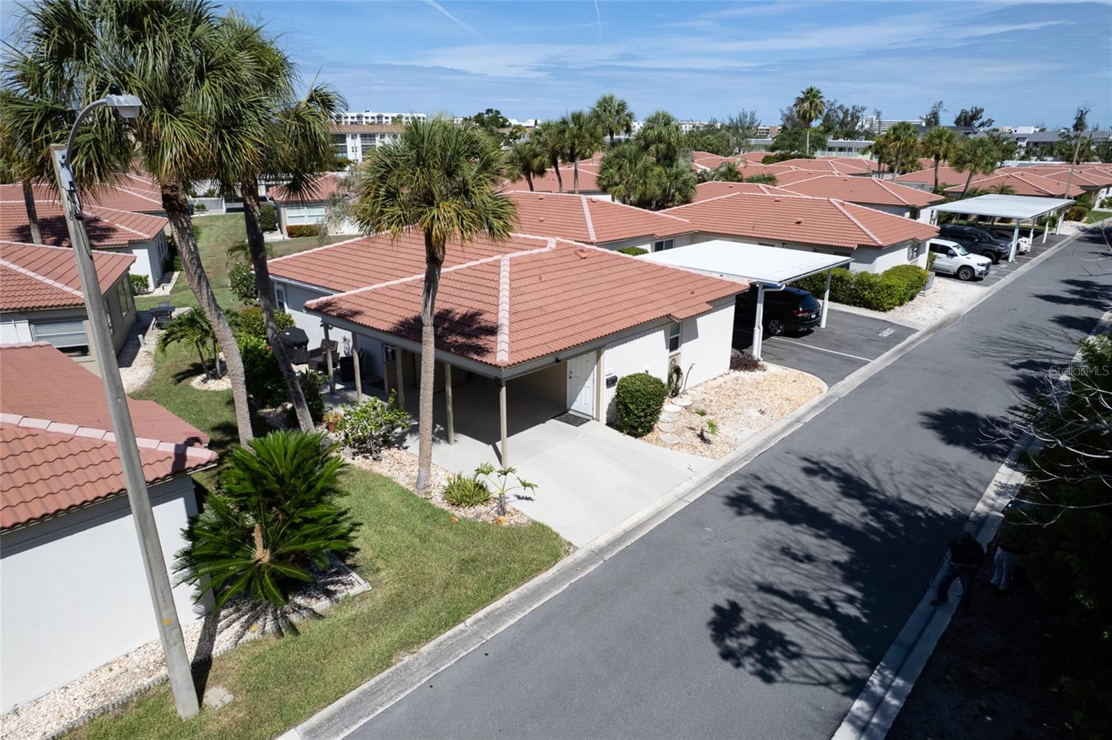 VISTA HERMOSA - Residential