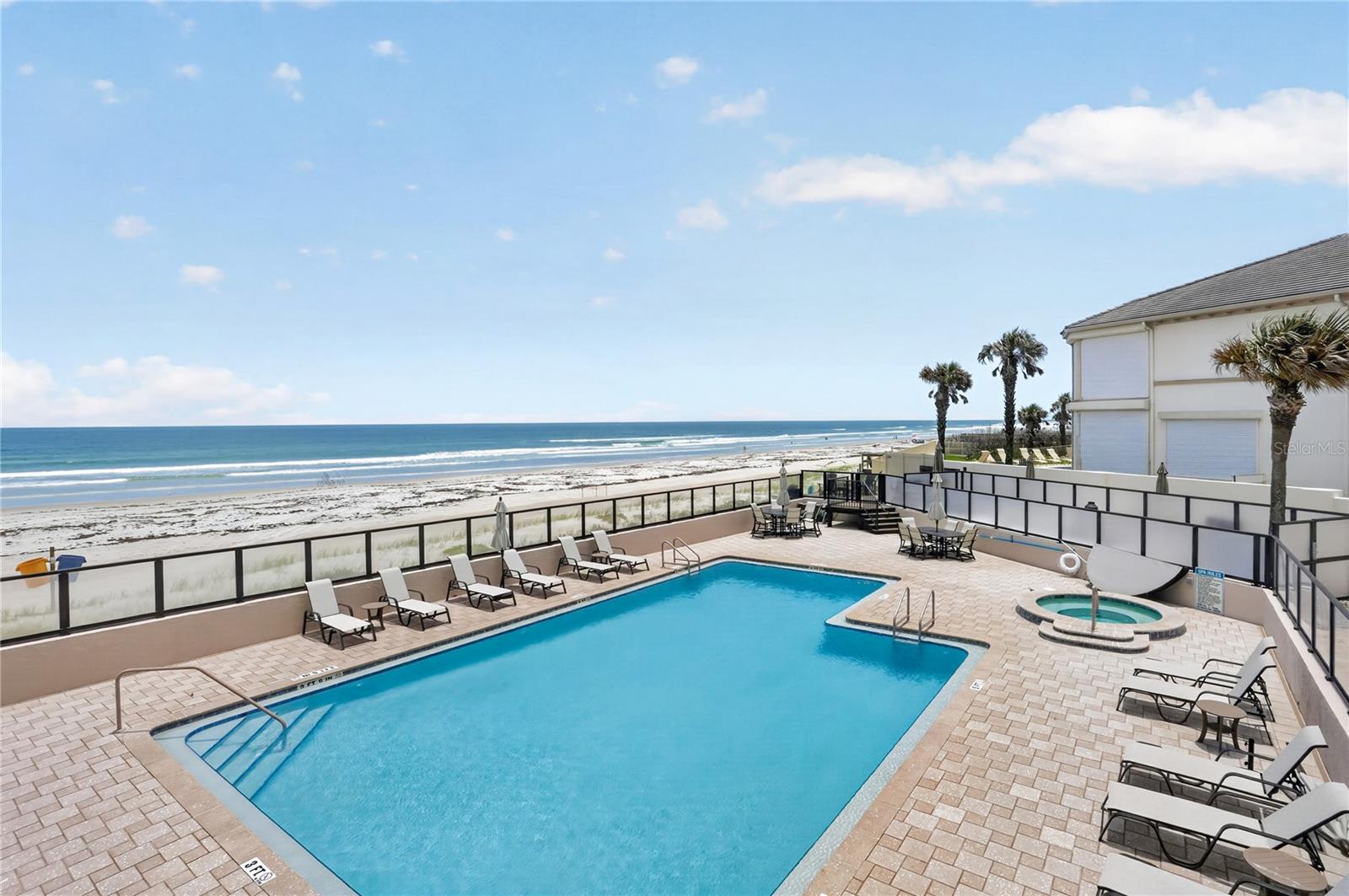 TOWERS AT PONCE INLET TOWER 07 CONDO - Residential