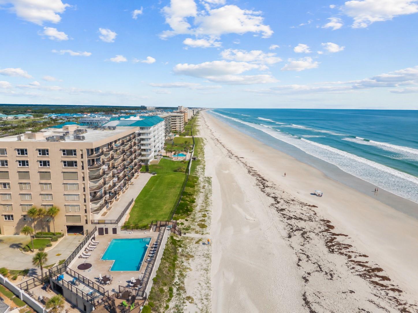 TOWERS AT PONCE INLET TOWER 07 CONDO - Residential