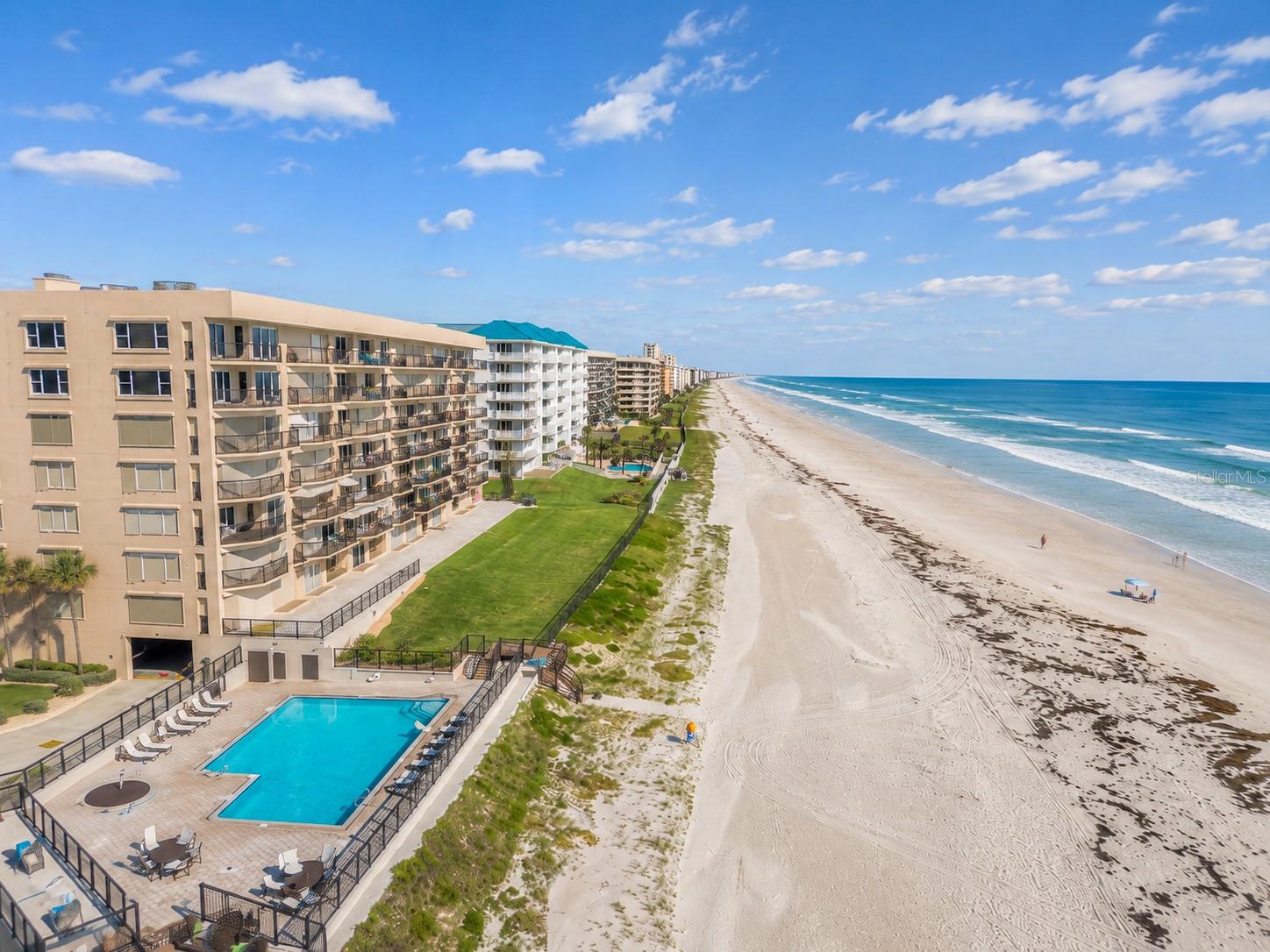 TOWERS AT PONCE INLET TOWER 07 CONDO - Residential