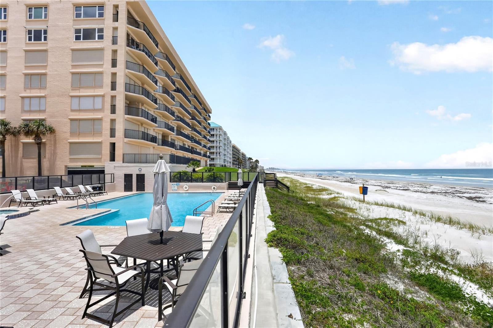 TOWERS AT PONCE INLET TOWER 07 CONDO - Residential