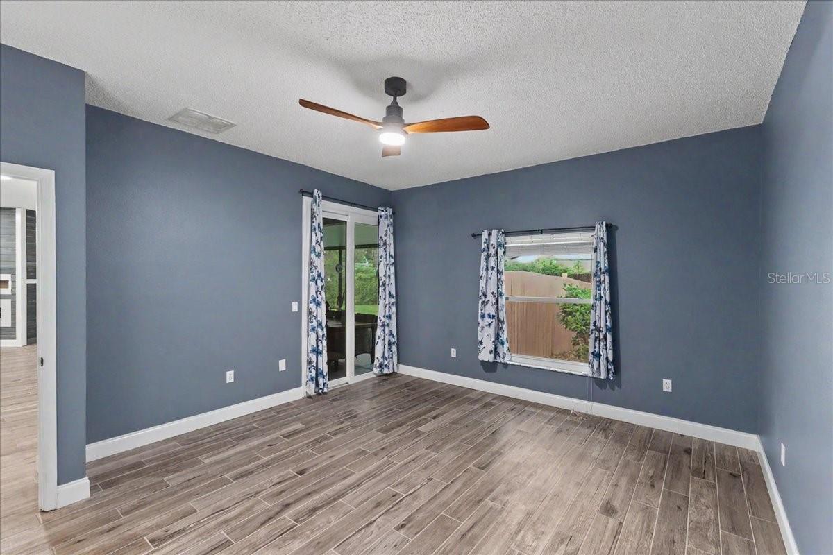 FLORIDA SHORES 01 - Commercial Sale