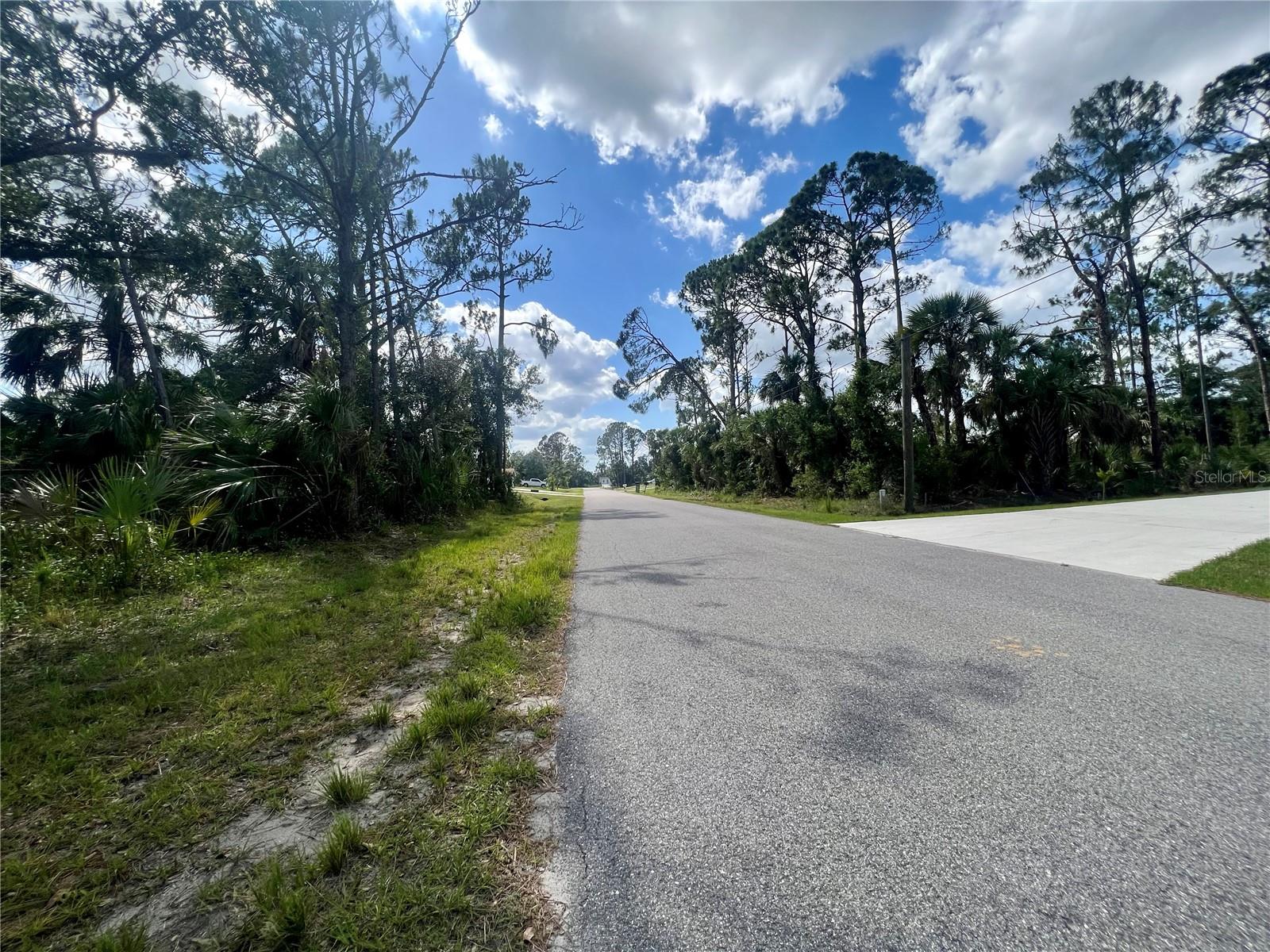 PORT CHARLOTTE SUB 05 - Land