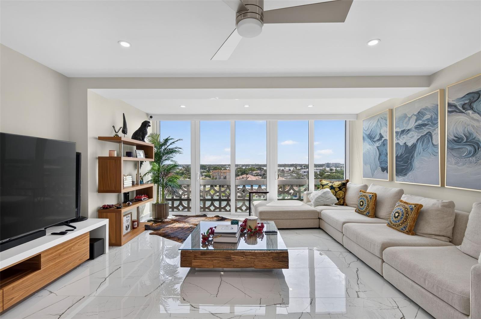 HORIZON HOUSE CO-OP - Residential