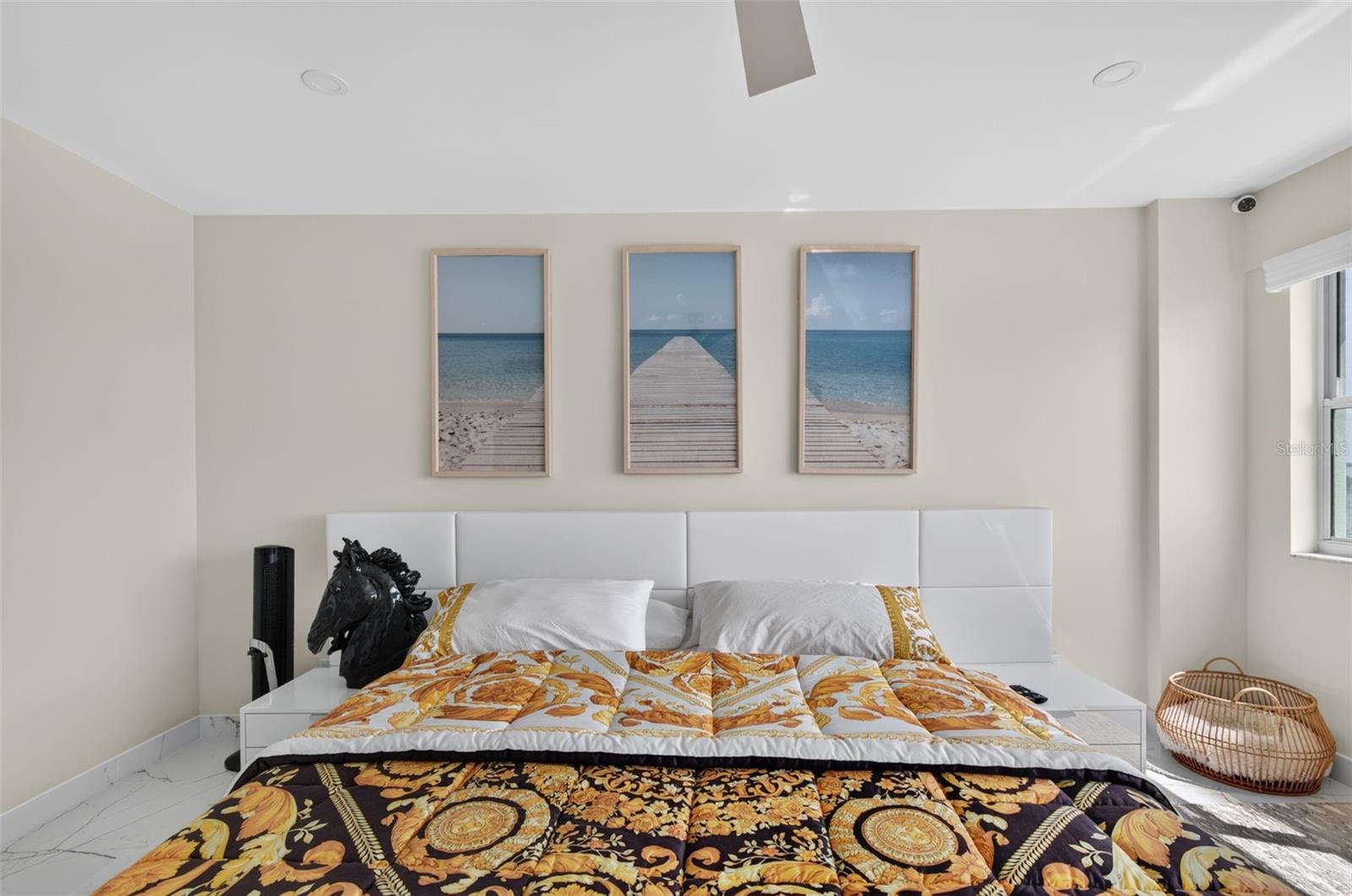 HORIZON HOUSE CO-OP - Residential