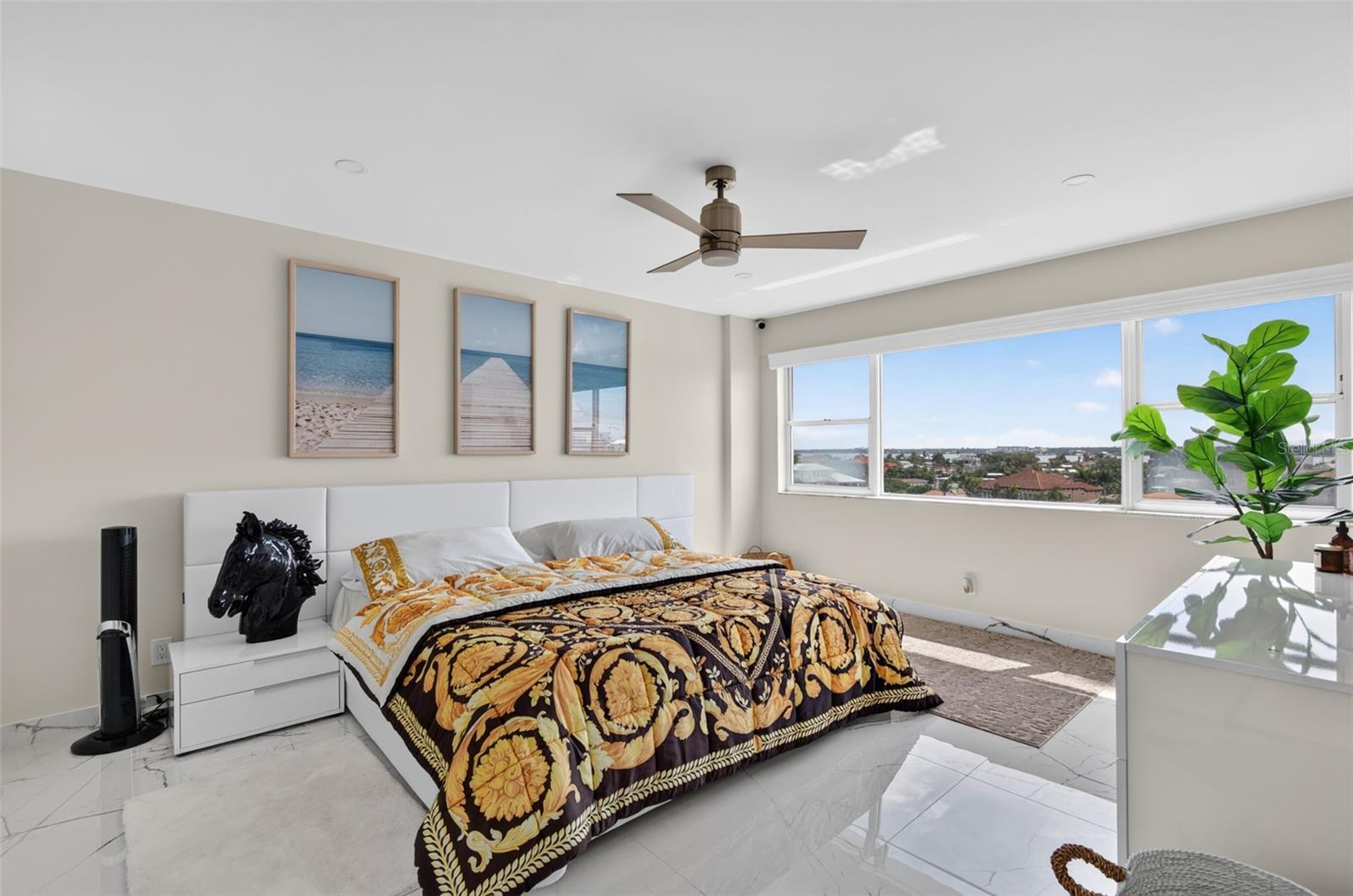 HORIZON HOUSE CO-OP - Residential