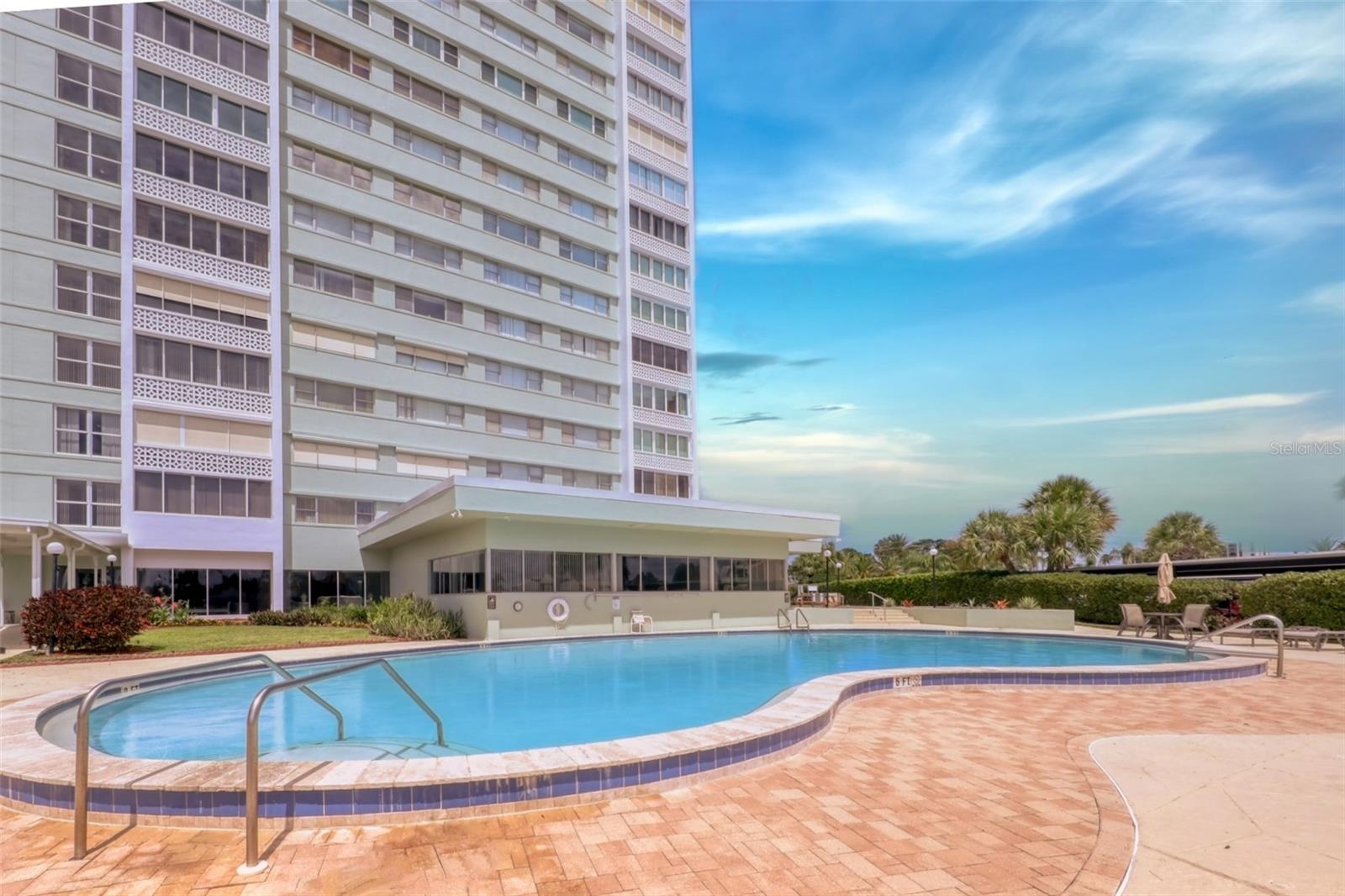 HORIZON HOUSE CO-OP - Residential