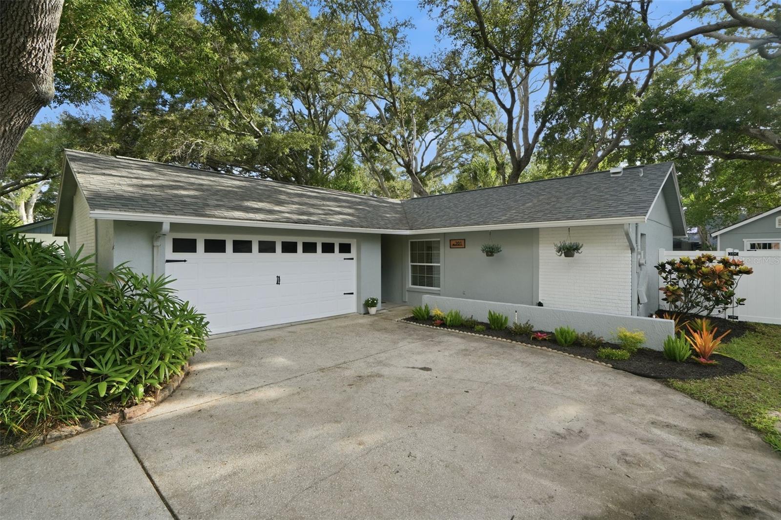 ARBOR GLEN - PH ONE - Residential