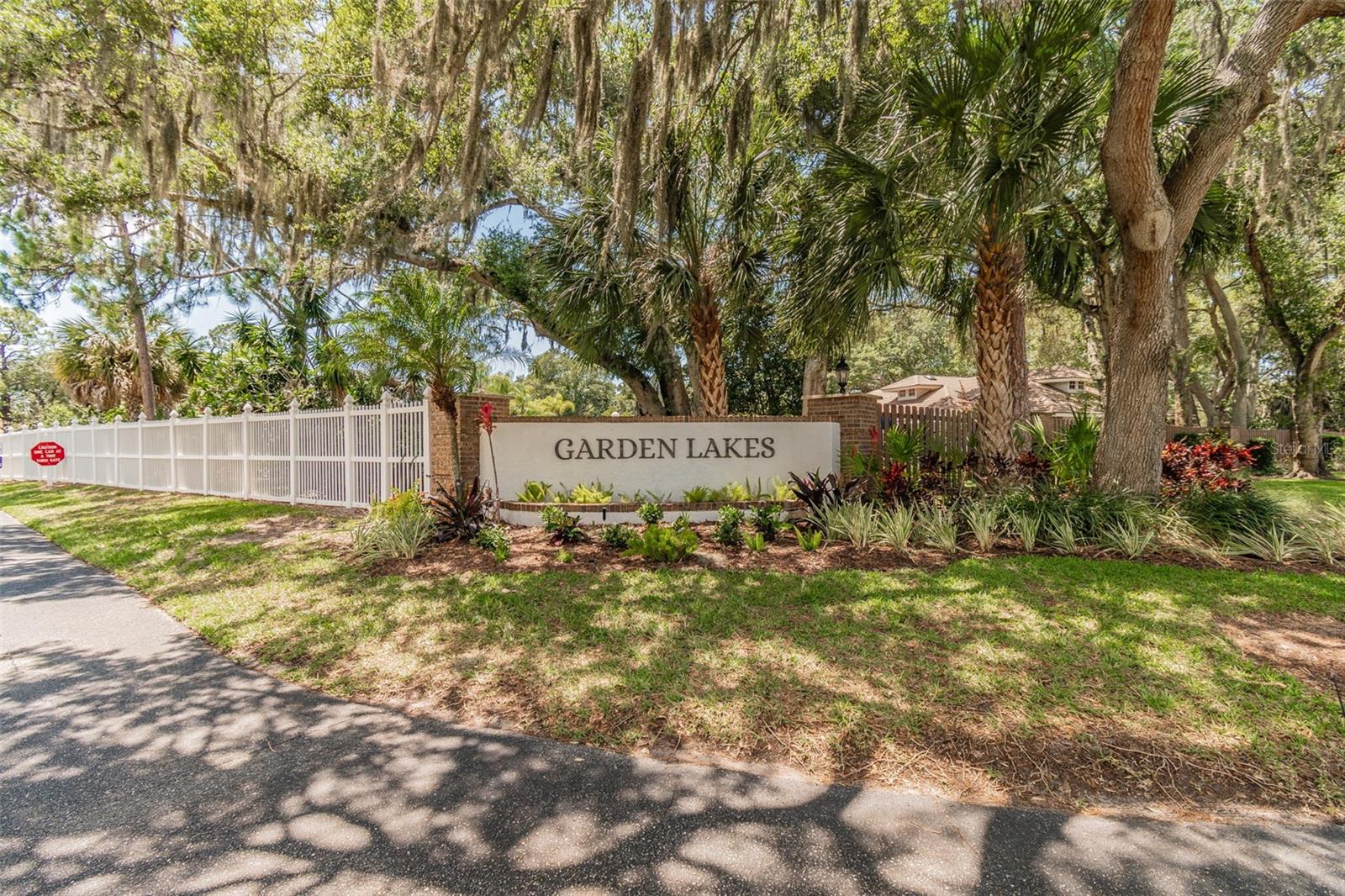 GARDEN LAKES VILLAS SEC 1 - Residential