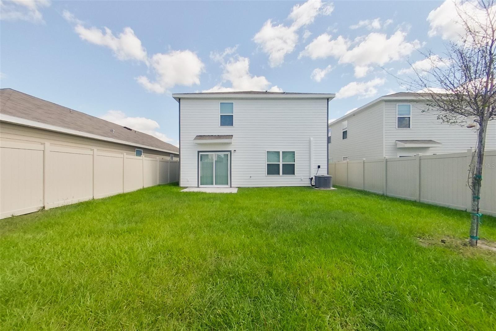 OCALA CROSSINGS - Residential Lease