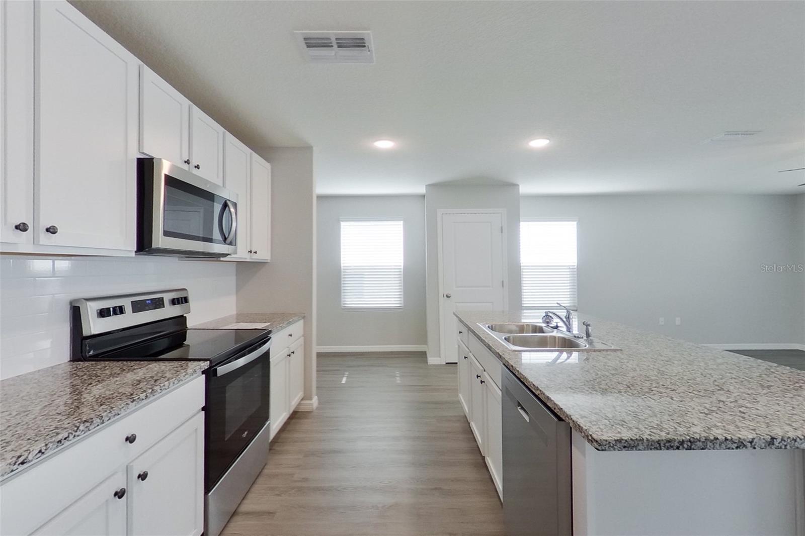 OCALA CROSSINGS - Residential Lease