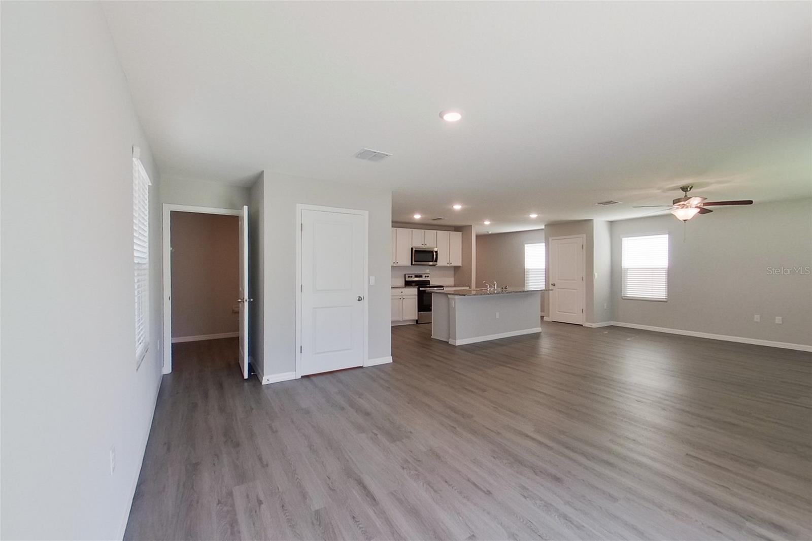 OCALA CROSSINGS - Residential Lease