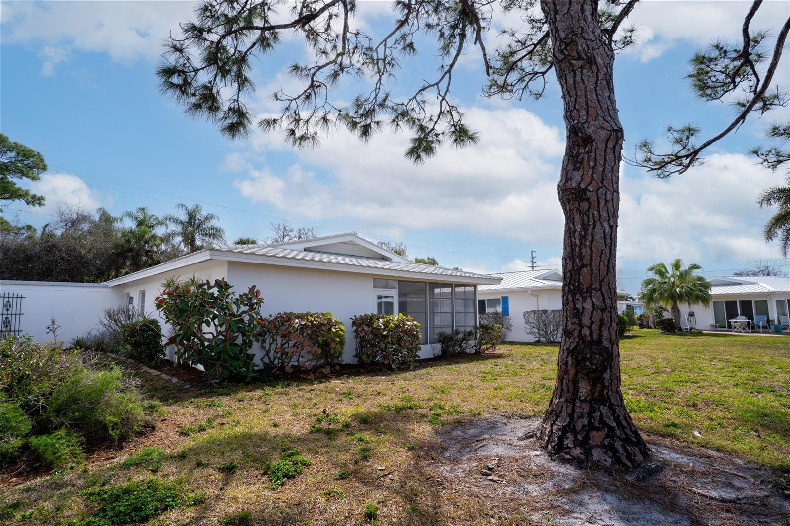 FAIRWINDS VILLAGE 1 - Residential