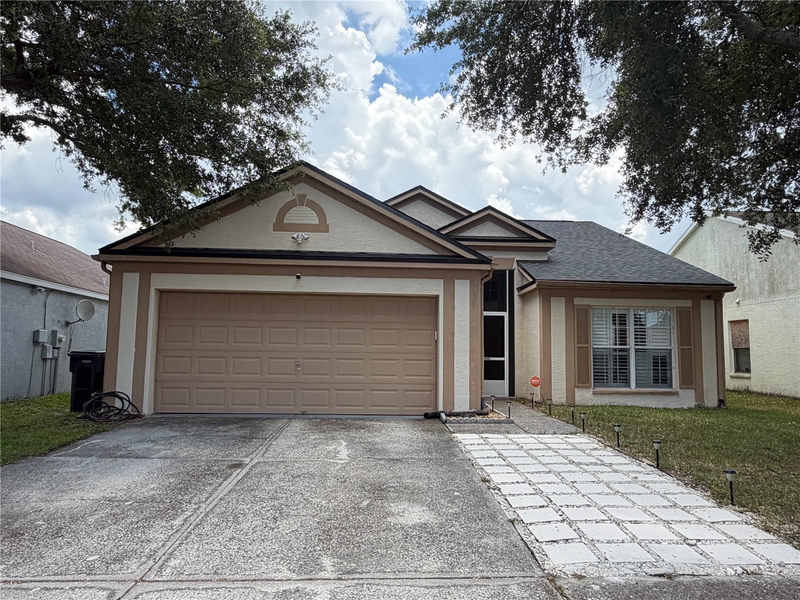 SHELDON CHASE - Residential