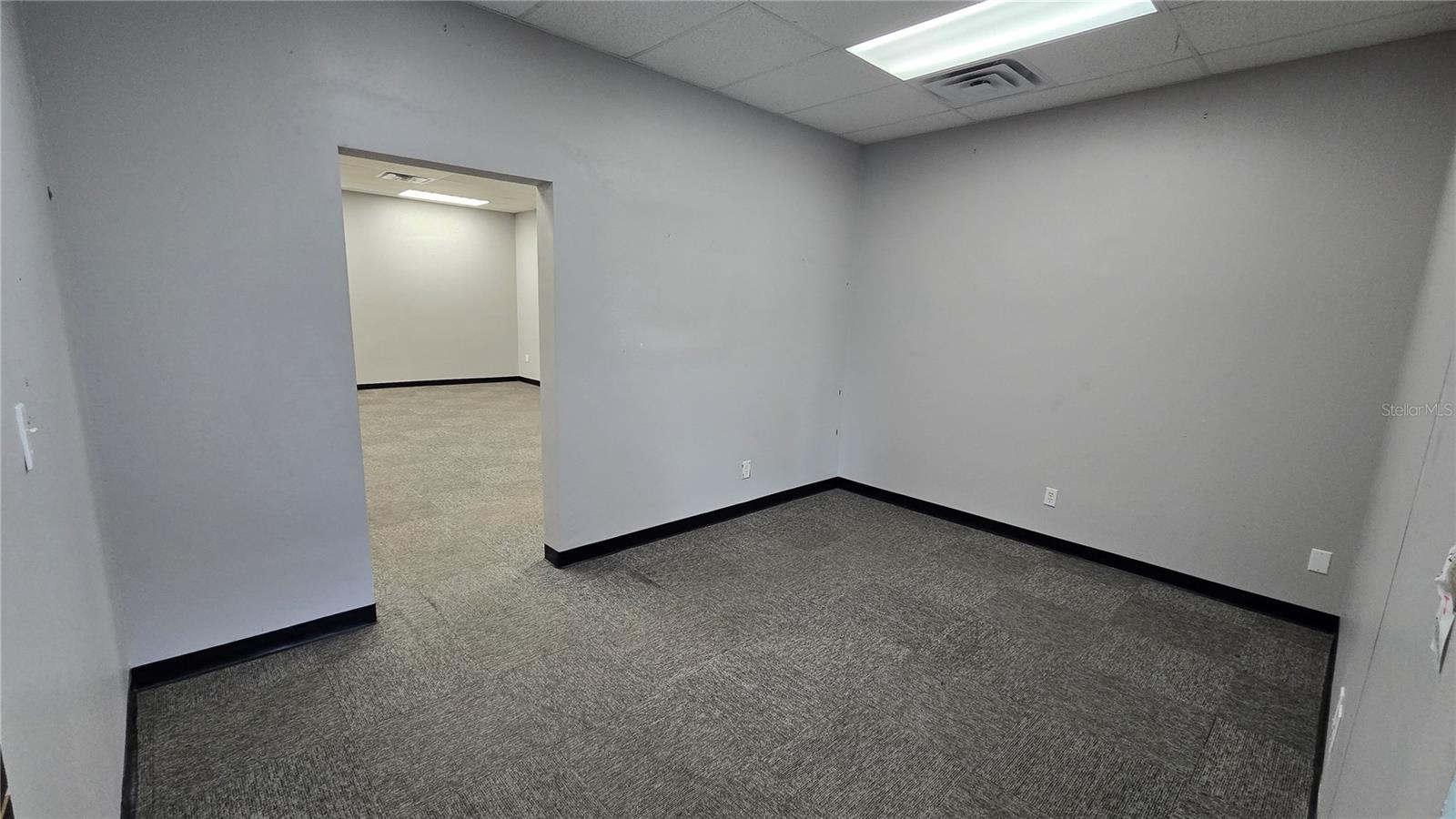 CITY ZEPHYRHILLS - Commercial Lease