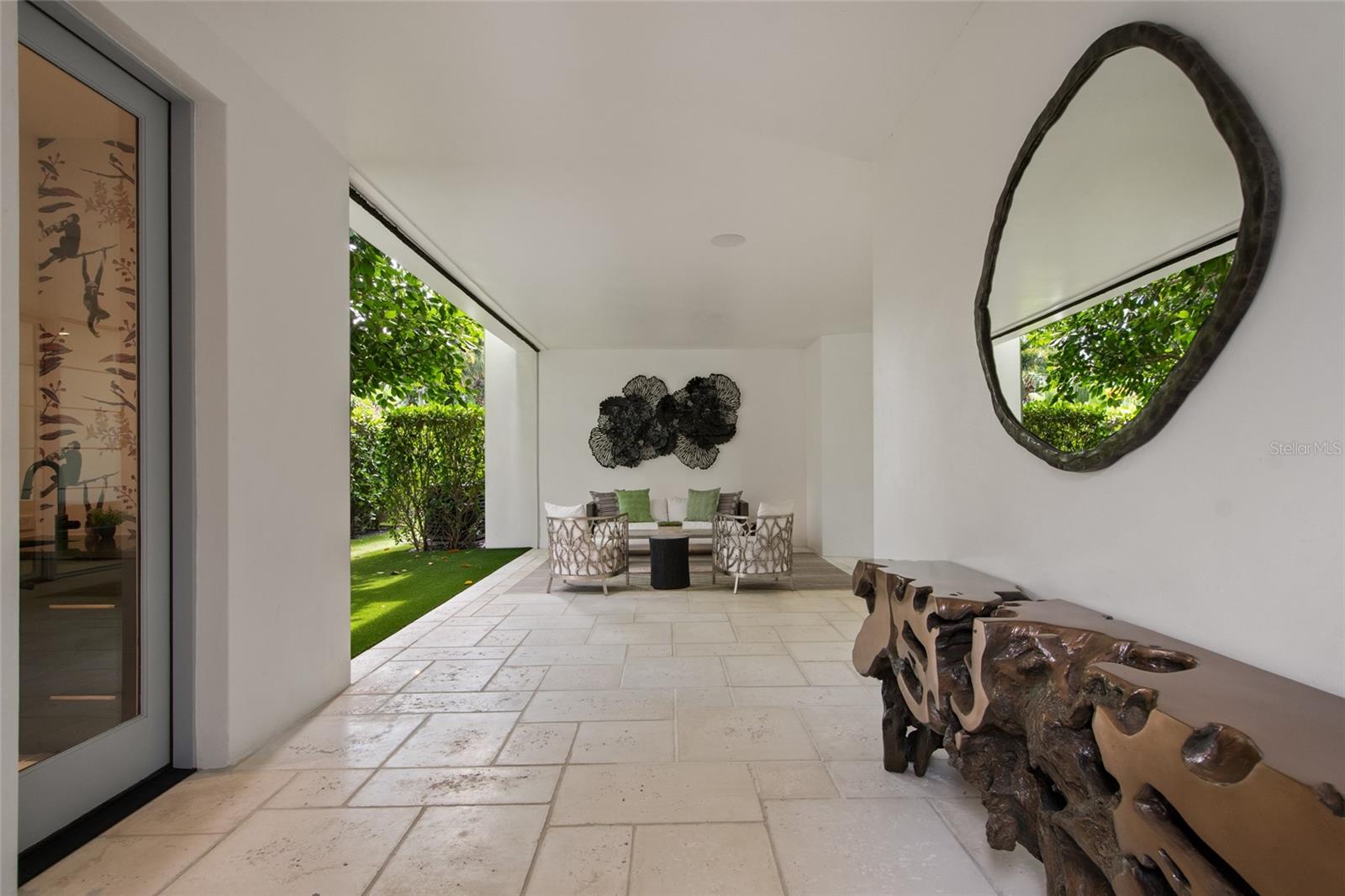 VALENCIA TERRACE - Residential