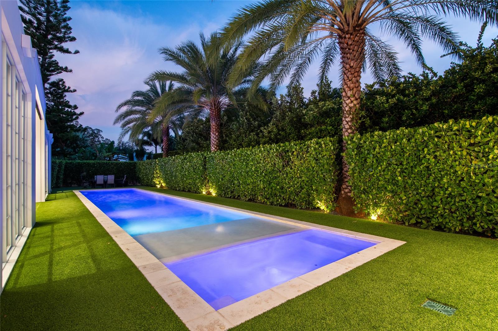 VALENCIA TERRACE - Residential