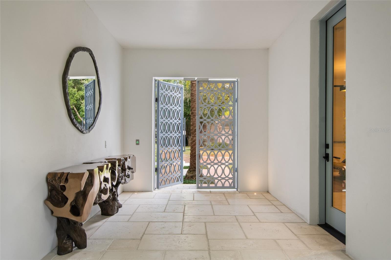 VALENCIA TERRACE - Residential