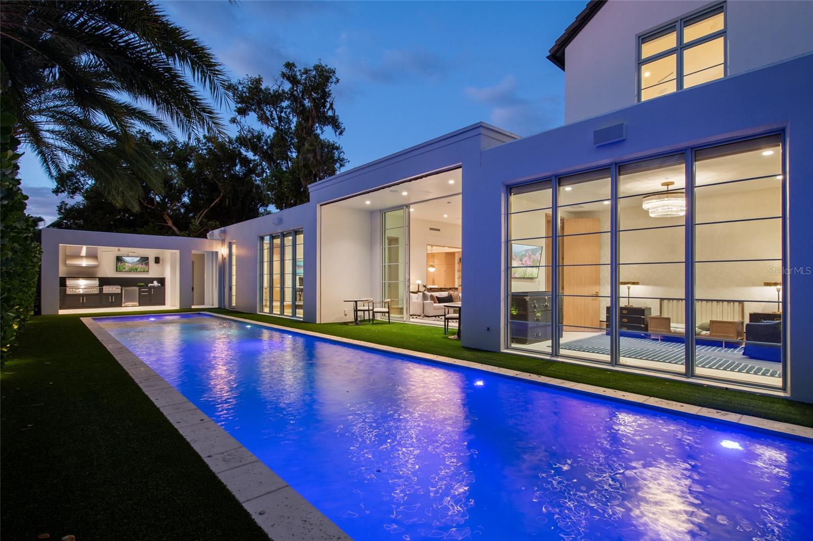VALENCIA TERRACE - Residential