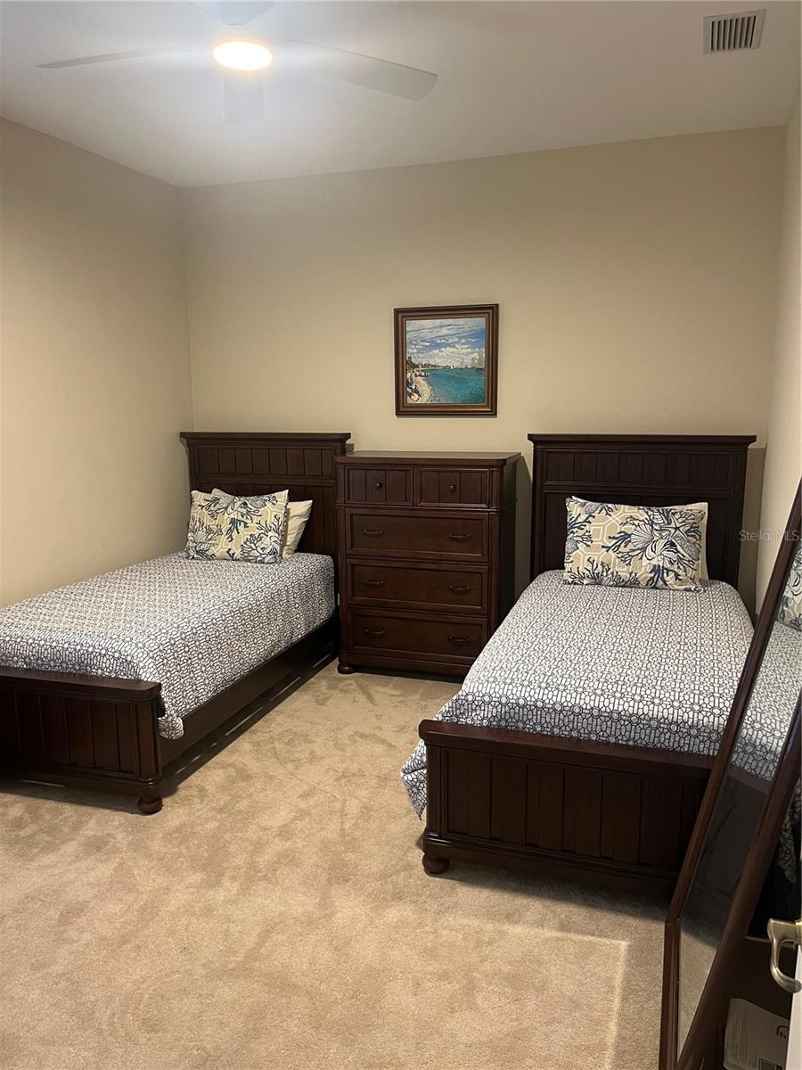HIDDEN LAKES CLUB PH 1 - Residential Lease