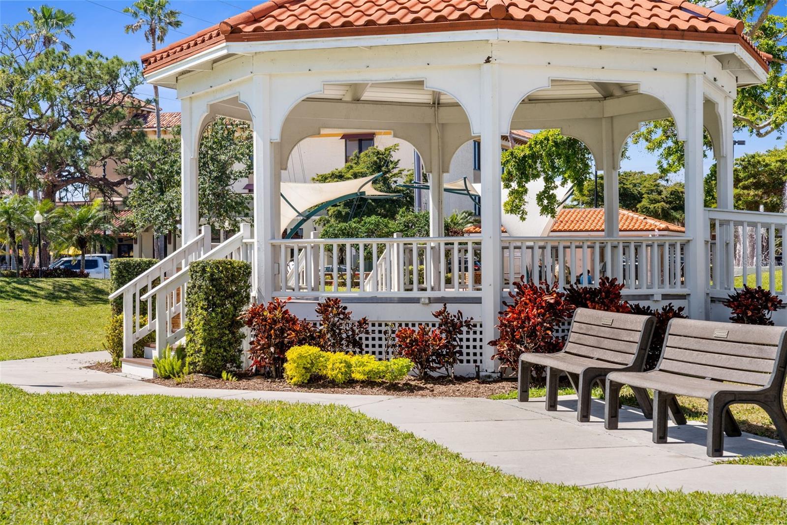 VENEZIA PARK SEC OF VENICE - Residential