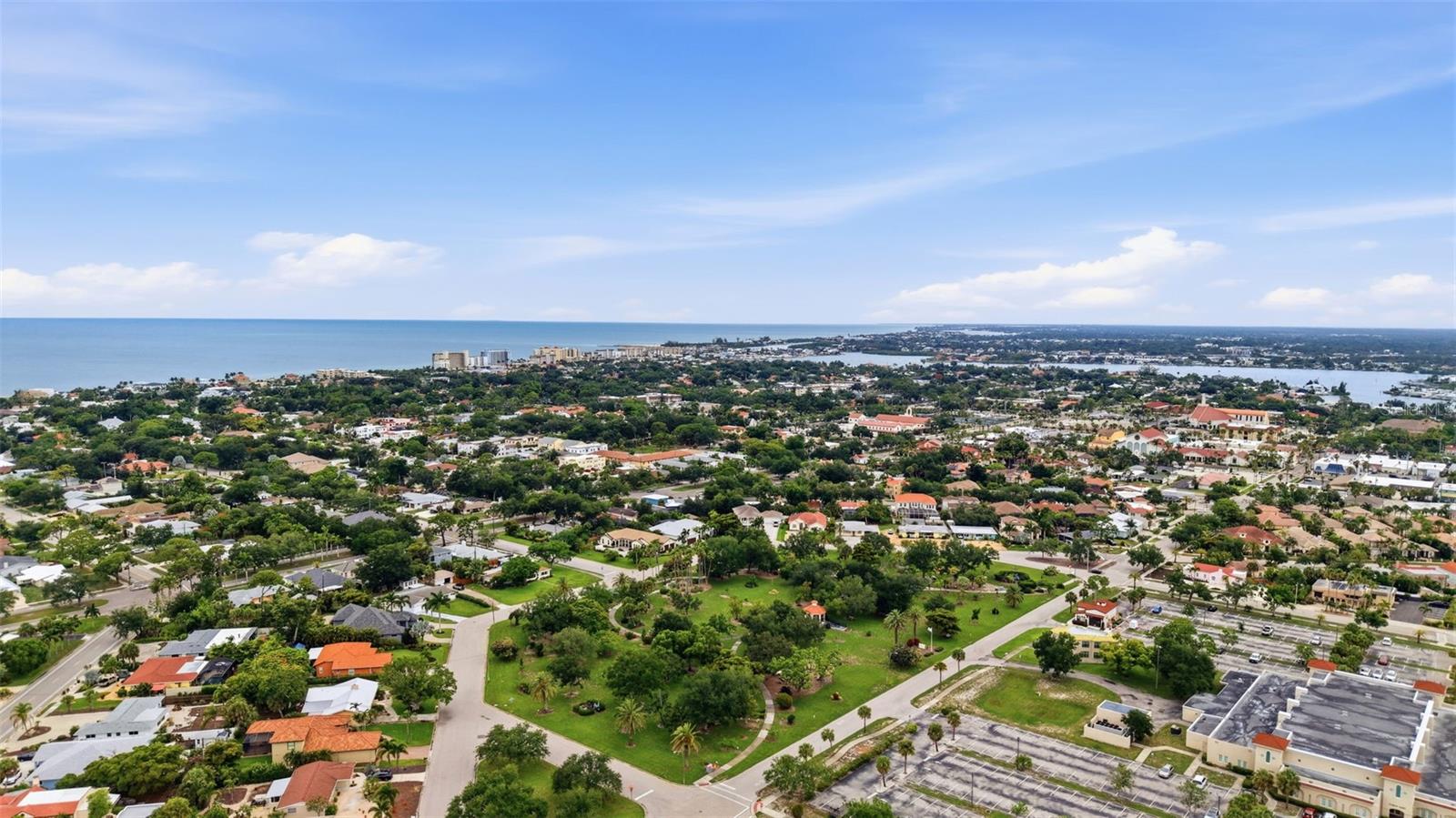VENEZIA PARK SEC OF VENICE - Residential