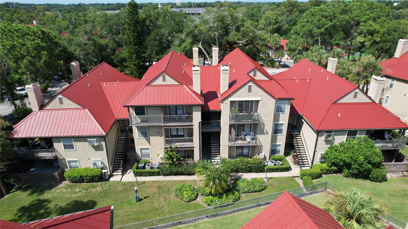 OASIS AT PEARL LAKE A CONDO - Residential Lease