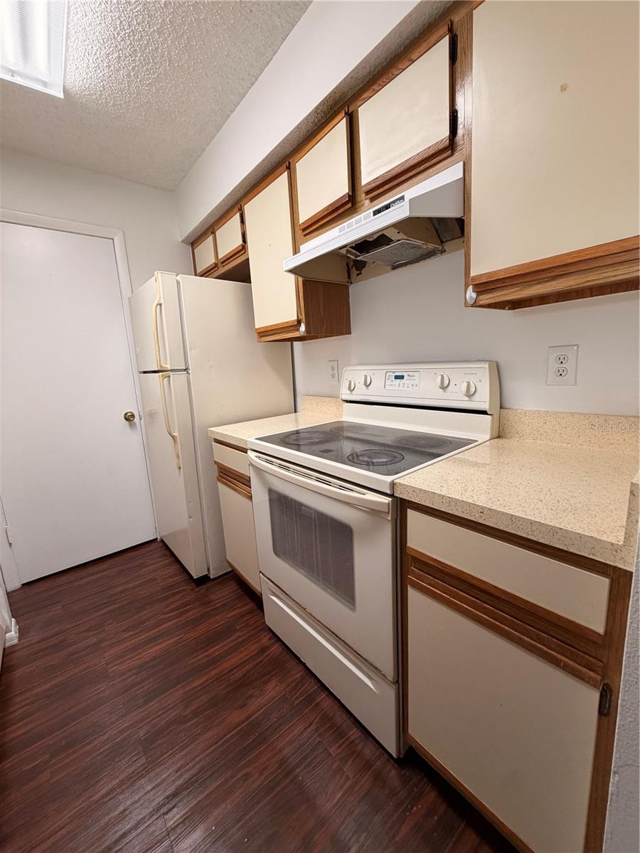 OASIS AT PEARL LAKE A CONDO - Residential Lease