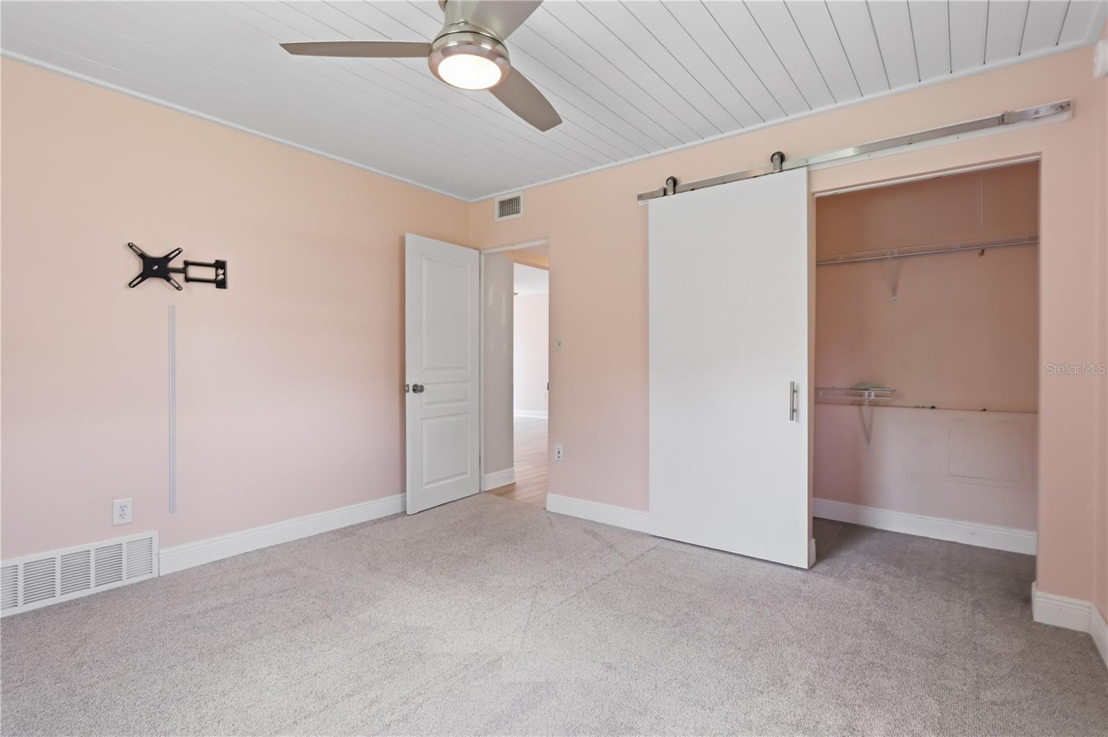 HILLCREST HEIGHTS - Residential