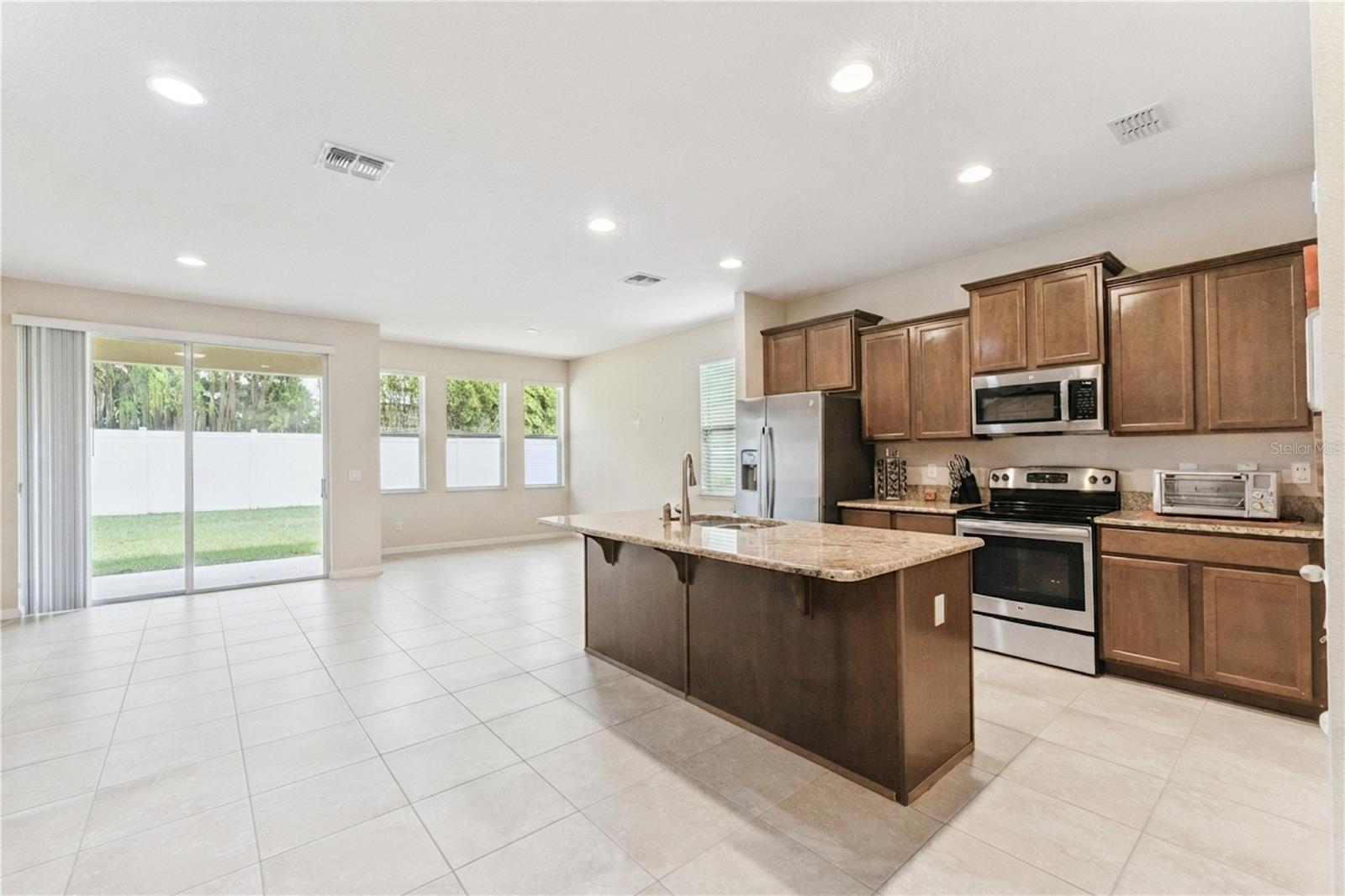 THE RESERVE AT HIDDEN LAKE - Residential