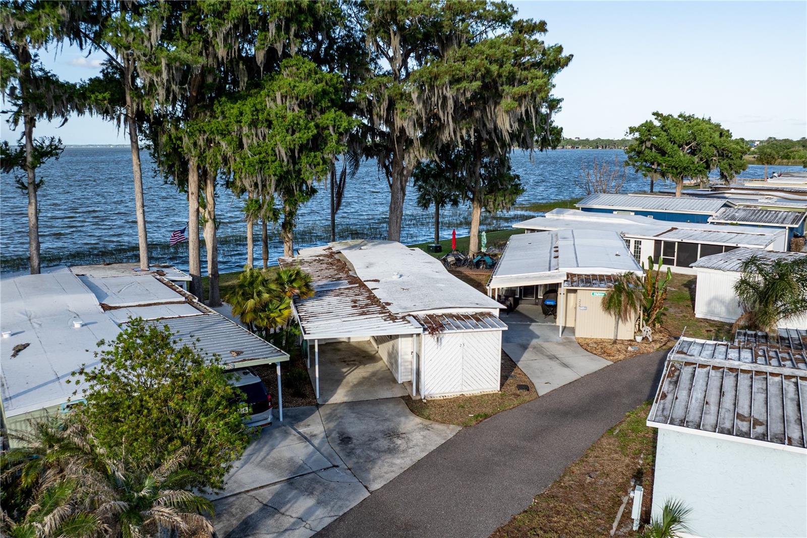 THREE LAKES MHP - Residential