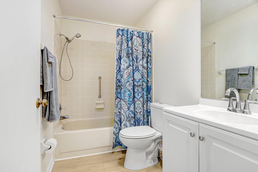 IDLEWOOD CONDO PH 2 - Residential Lease