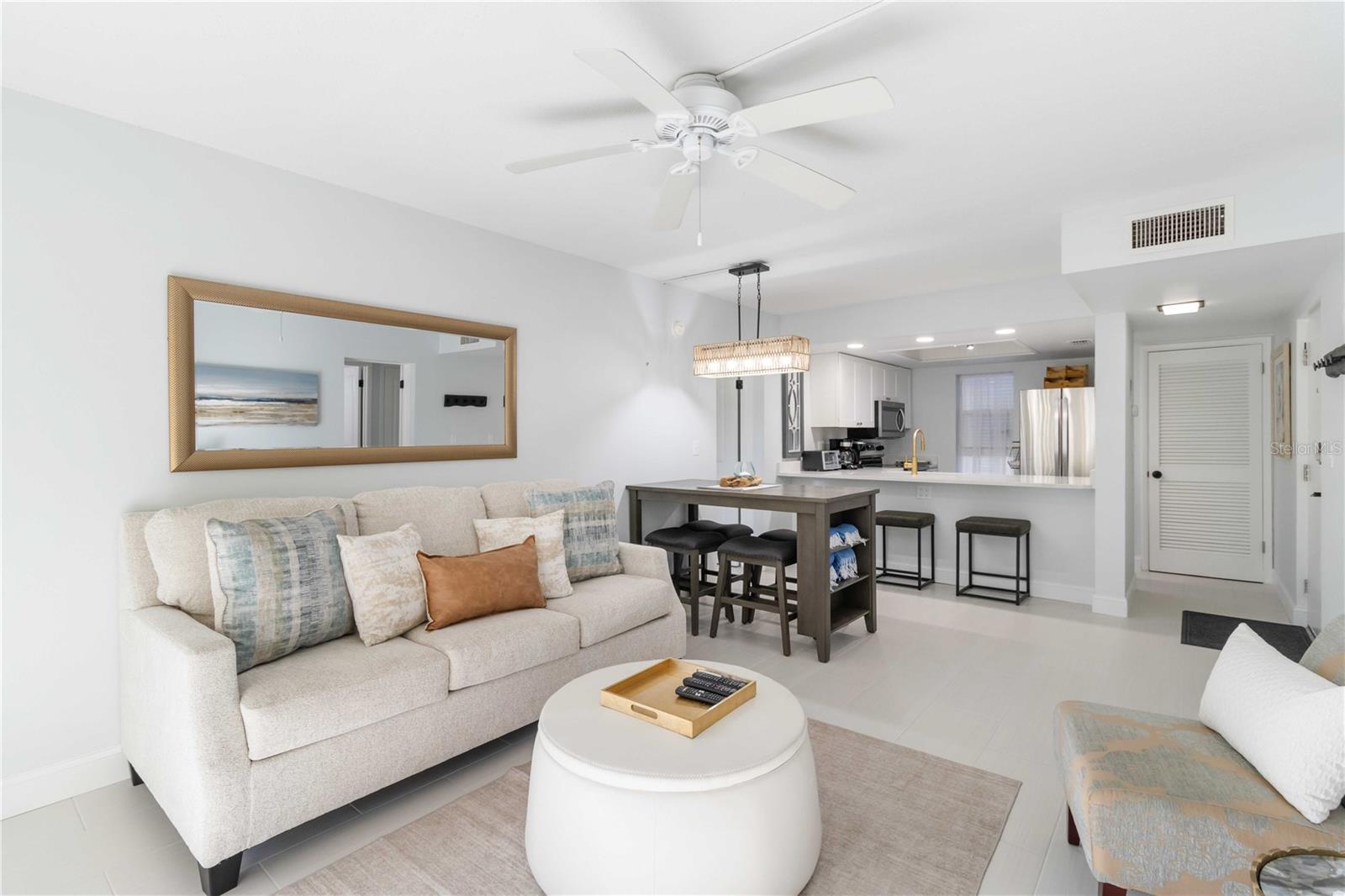 MCCALLS BEACH CASTLE - Residential