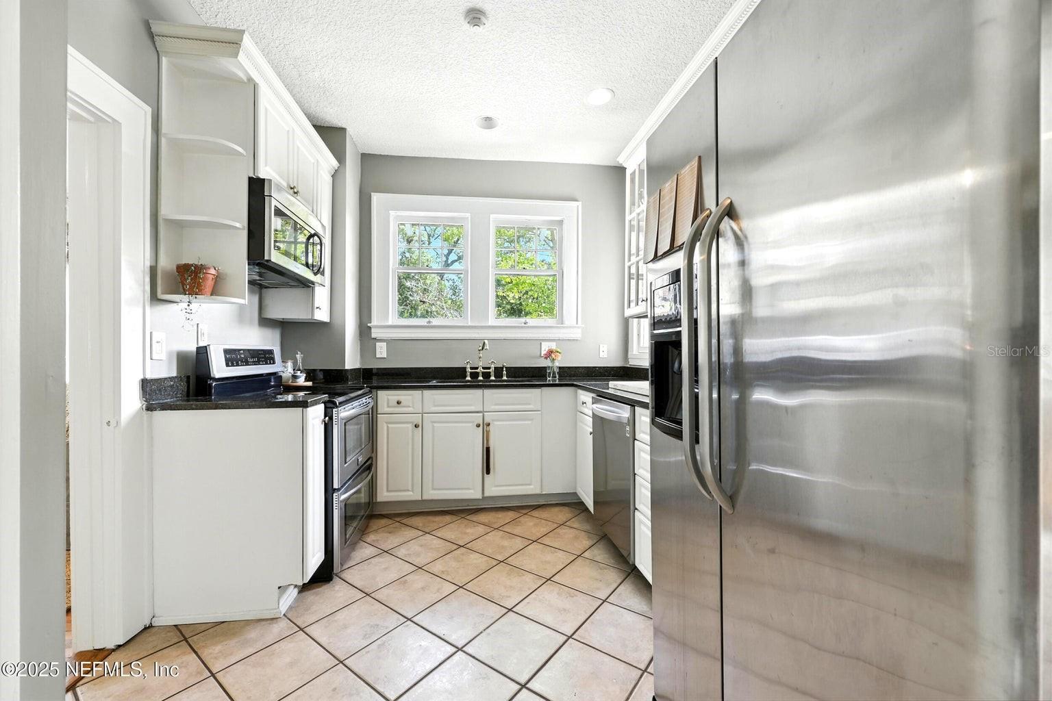 AVONDALE NORTH - Residential