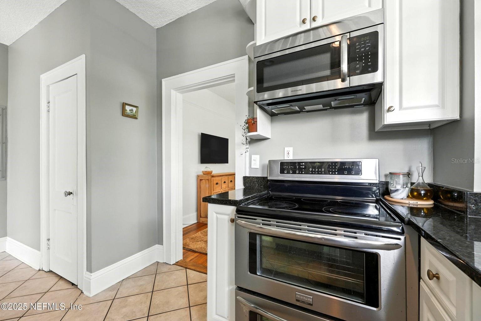 AVONDALE NORTH - Residential