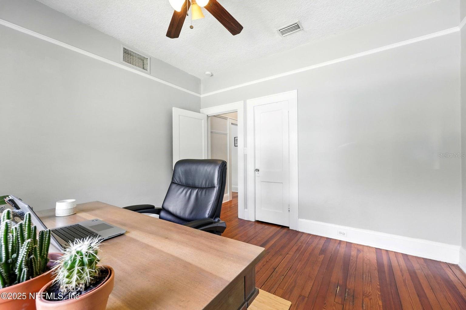 AVONDALE NORTH - Residential