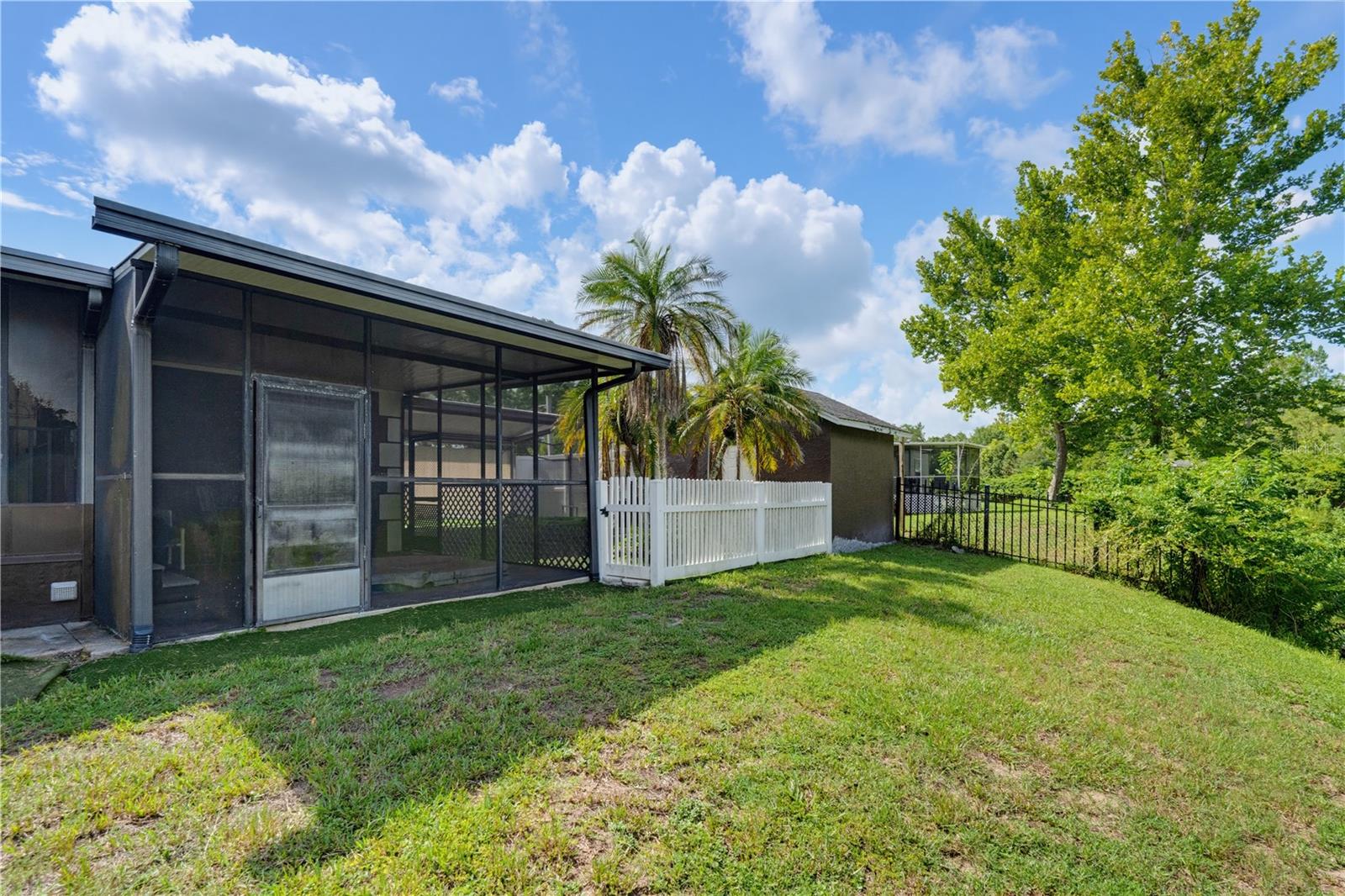 COVINGTONS - Residential