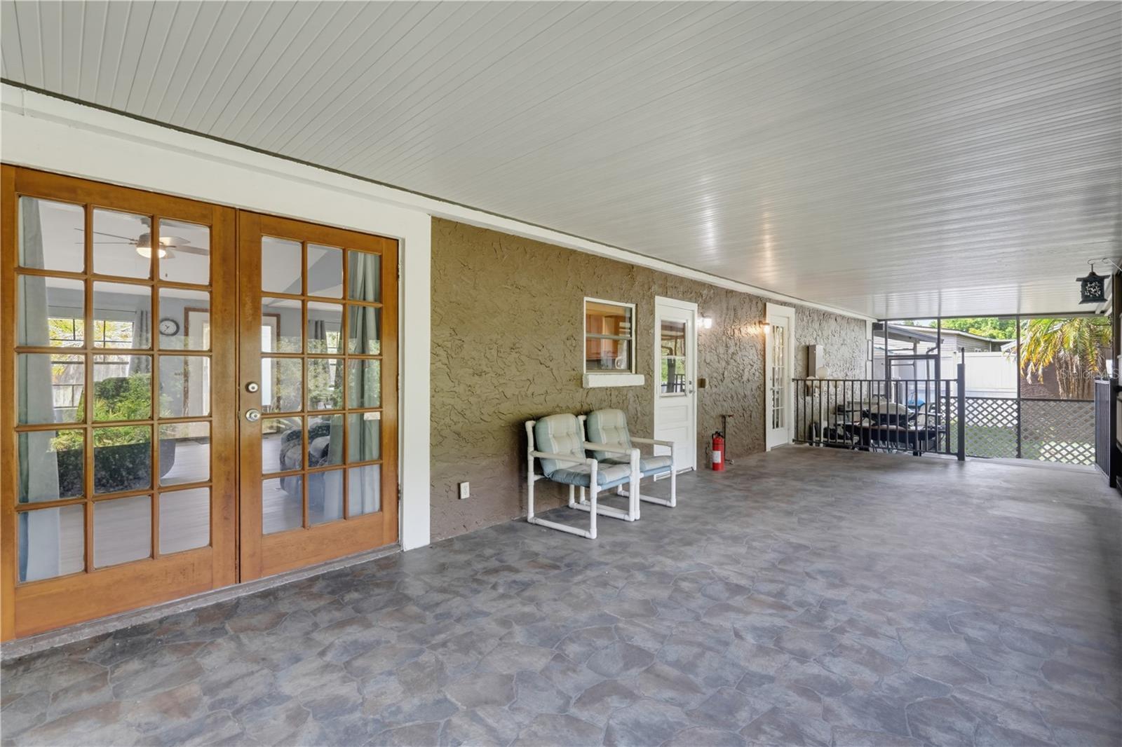 COVINGTONS - Residential