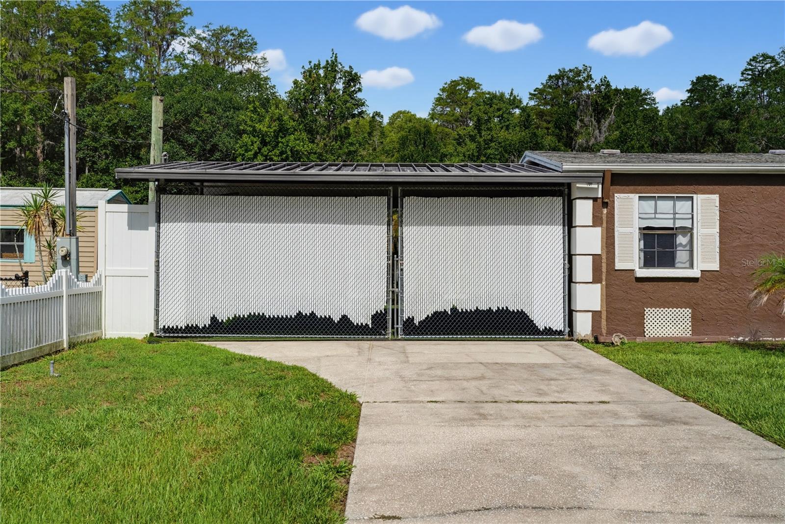COVINGTONS - Residential