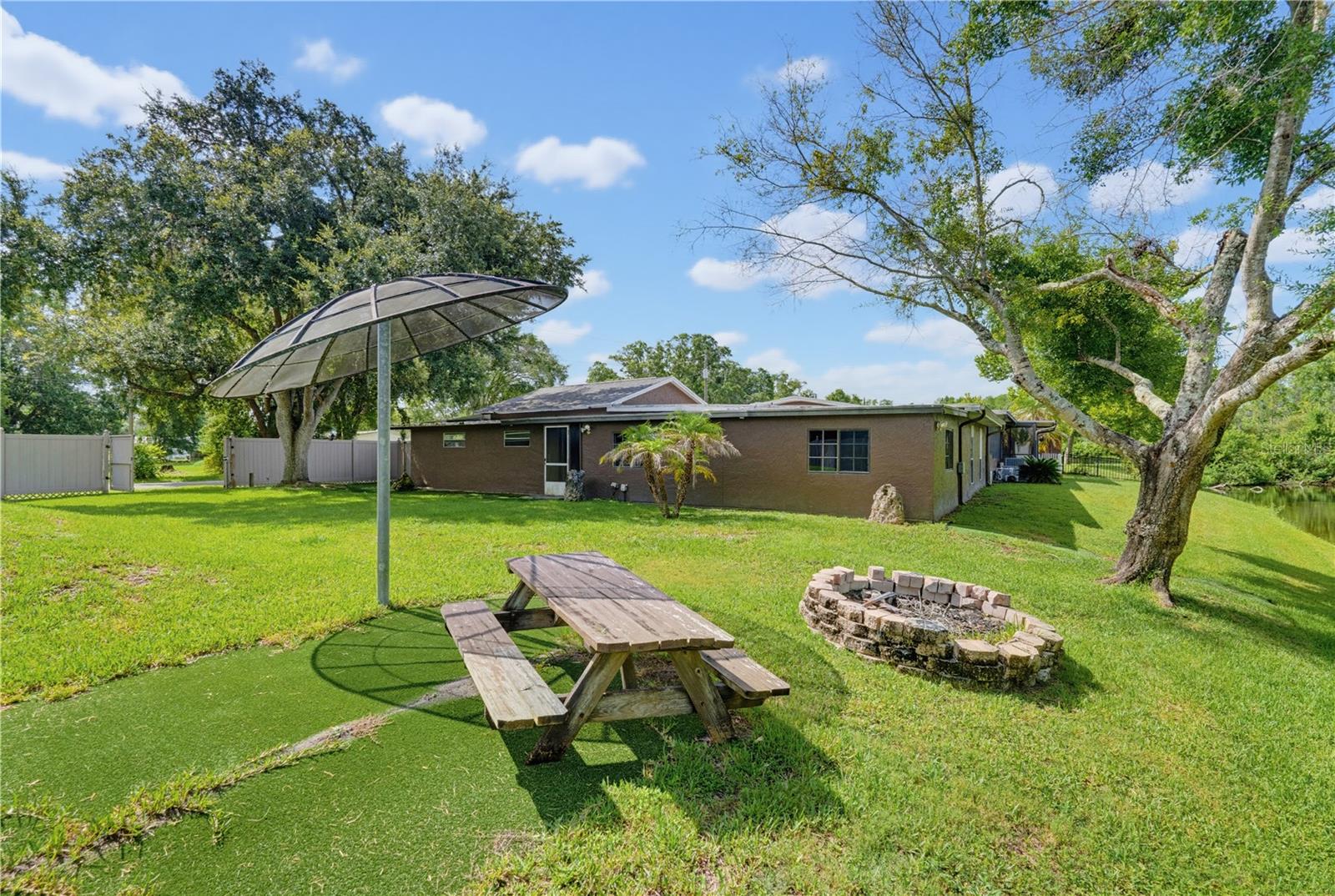 COVINGTONS - Residential