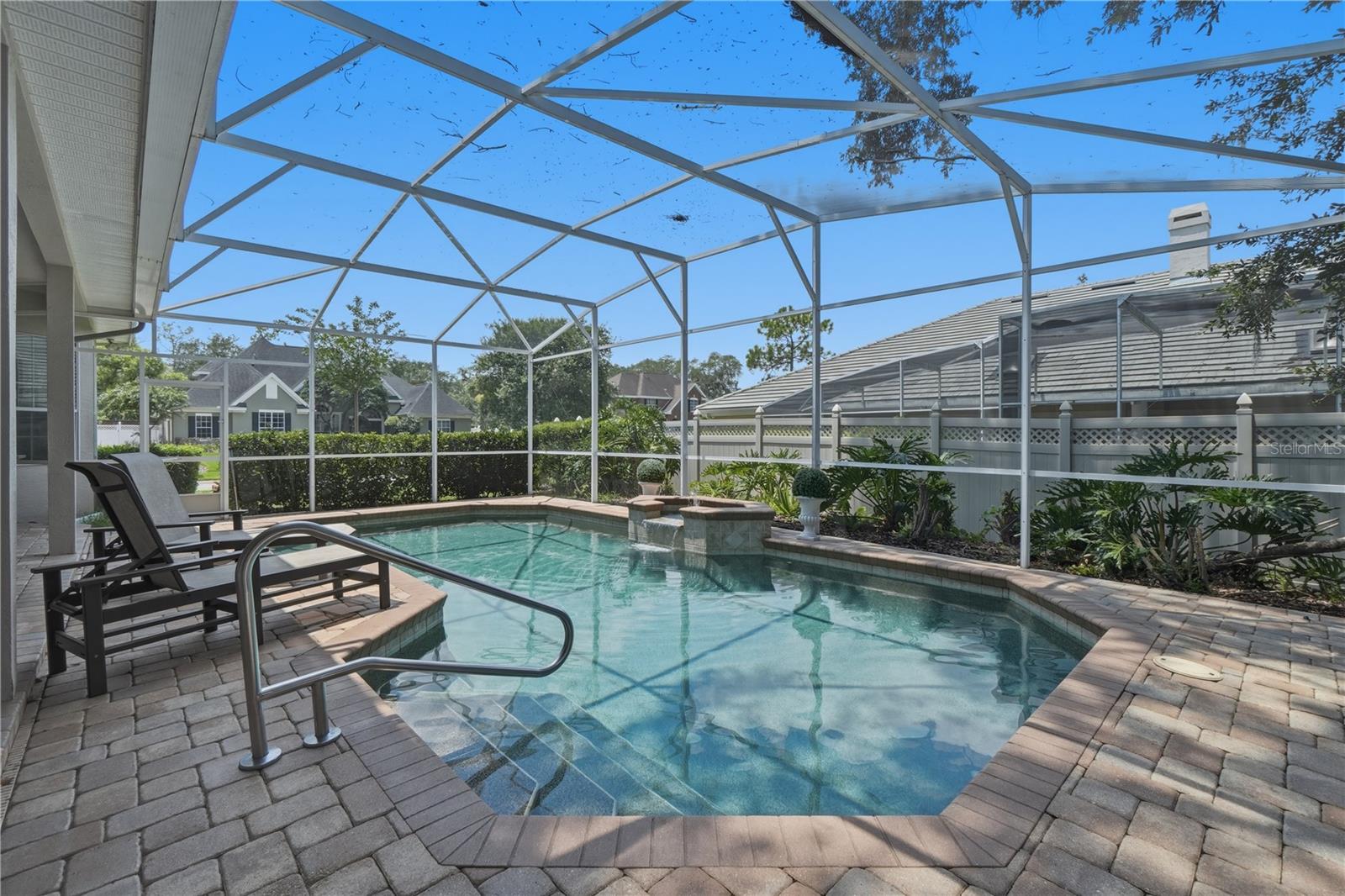 RIVER WALK - Residential