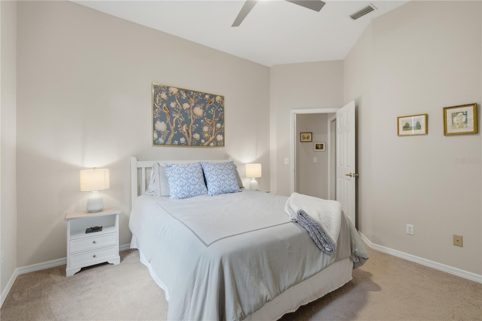 RIVER WALK - Residential