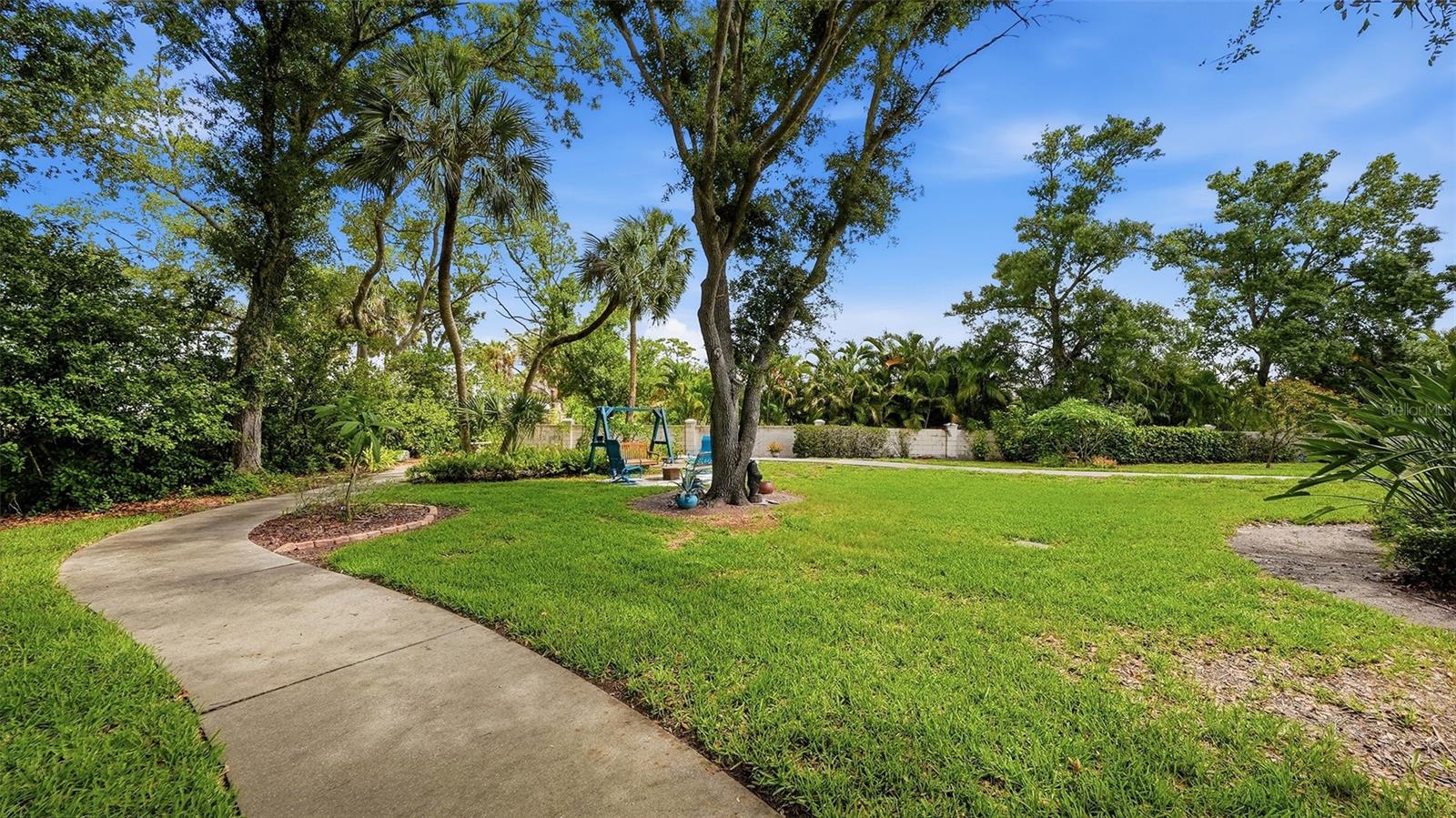 ENGLEWOOD GOLF COURSE - Residential